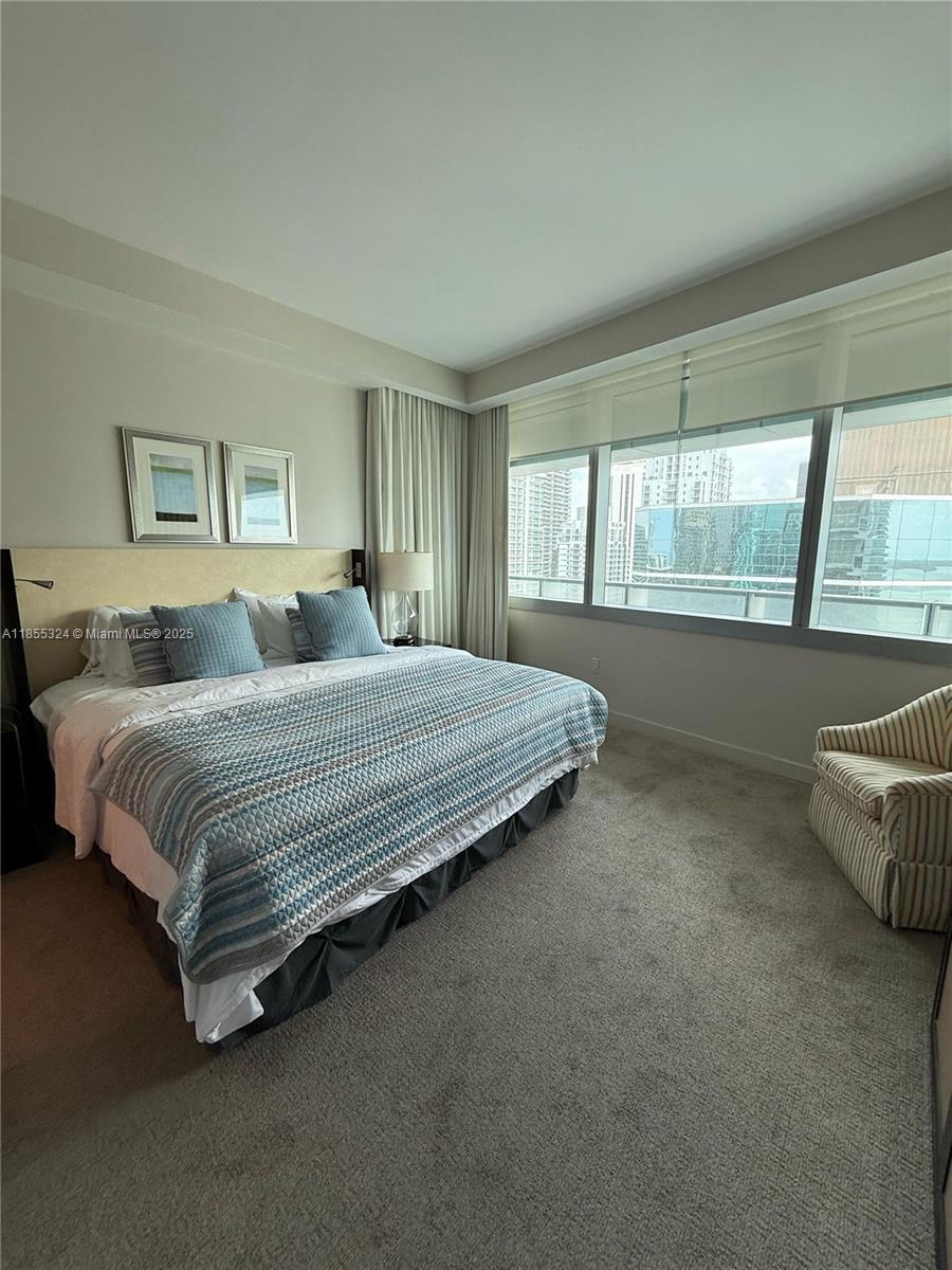 1395 Brickell Ave # 2607