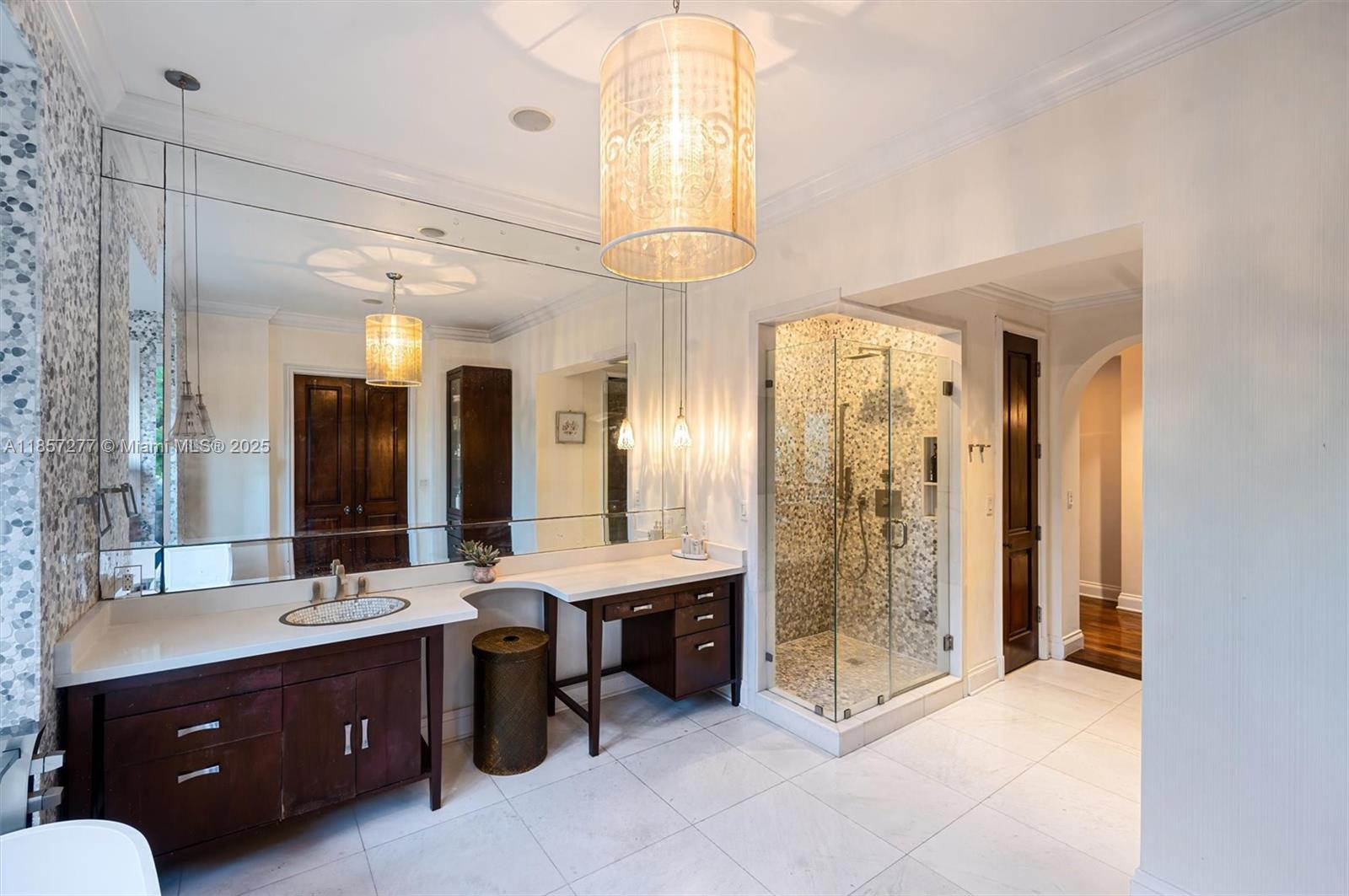 221 Casuarina Concourse