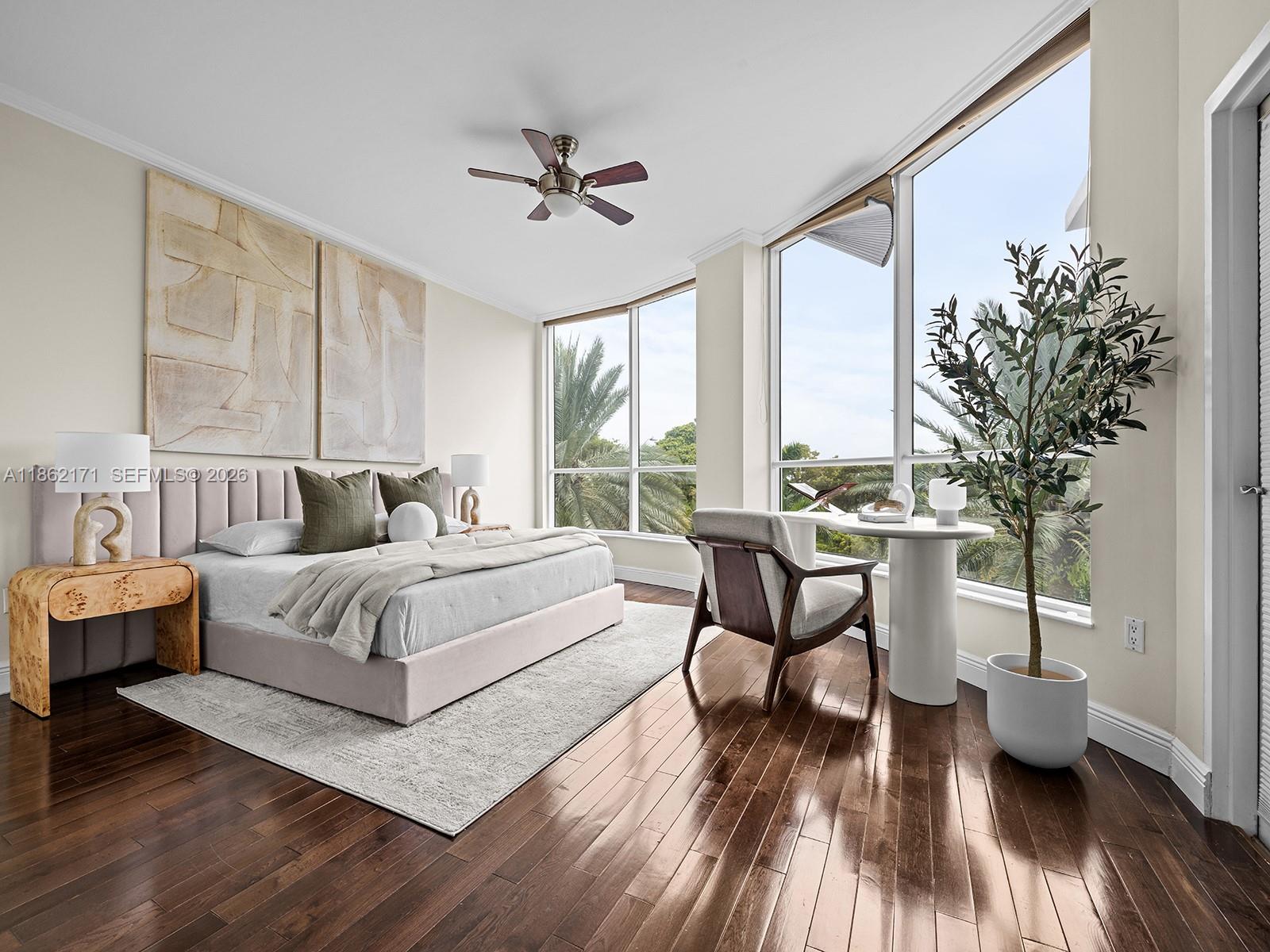 2645 S Bayshore Dr # 304