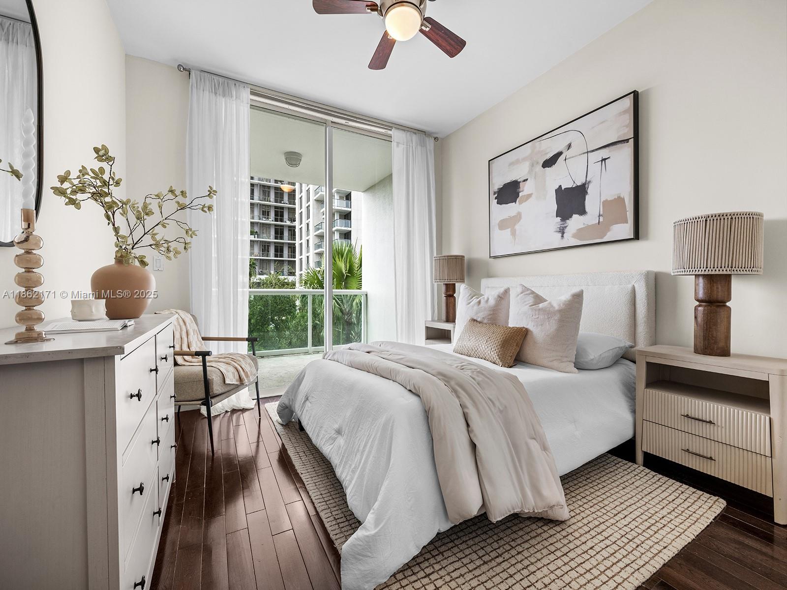 2645 S Bayshore Dr # 304