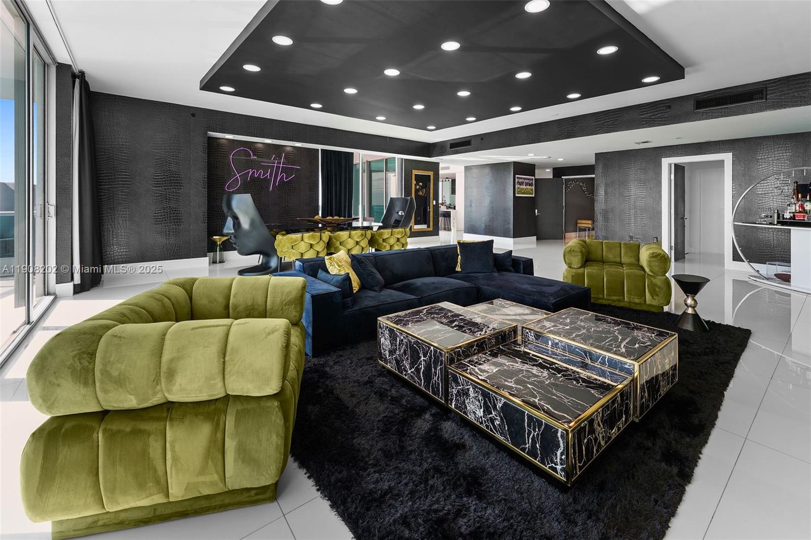 900 Biscayne Blvd Unit: PH6201