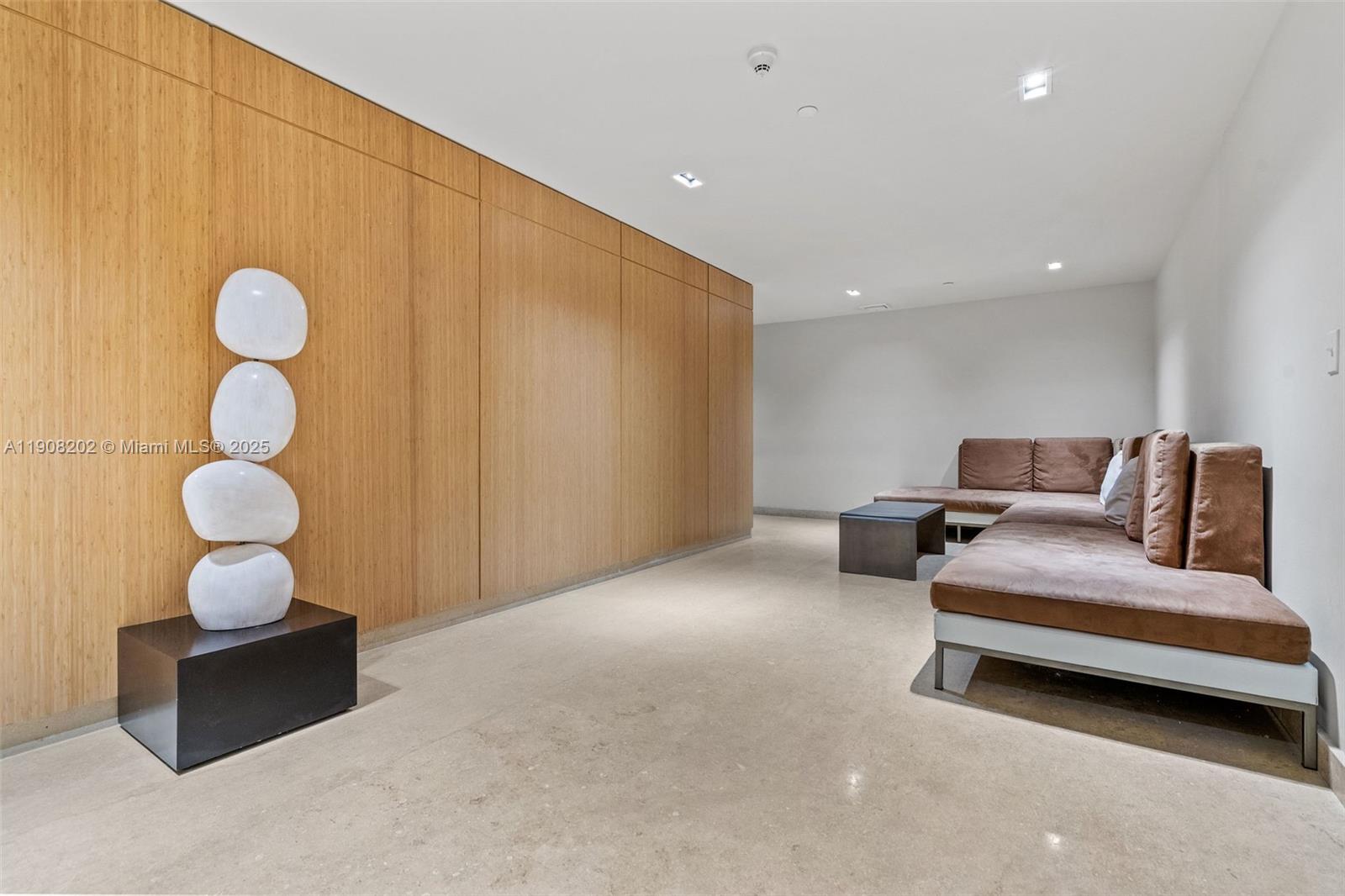 900 Biscayne Blvd Unit: PH6201