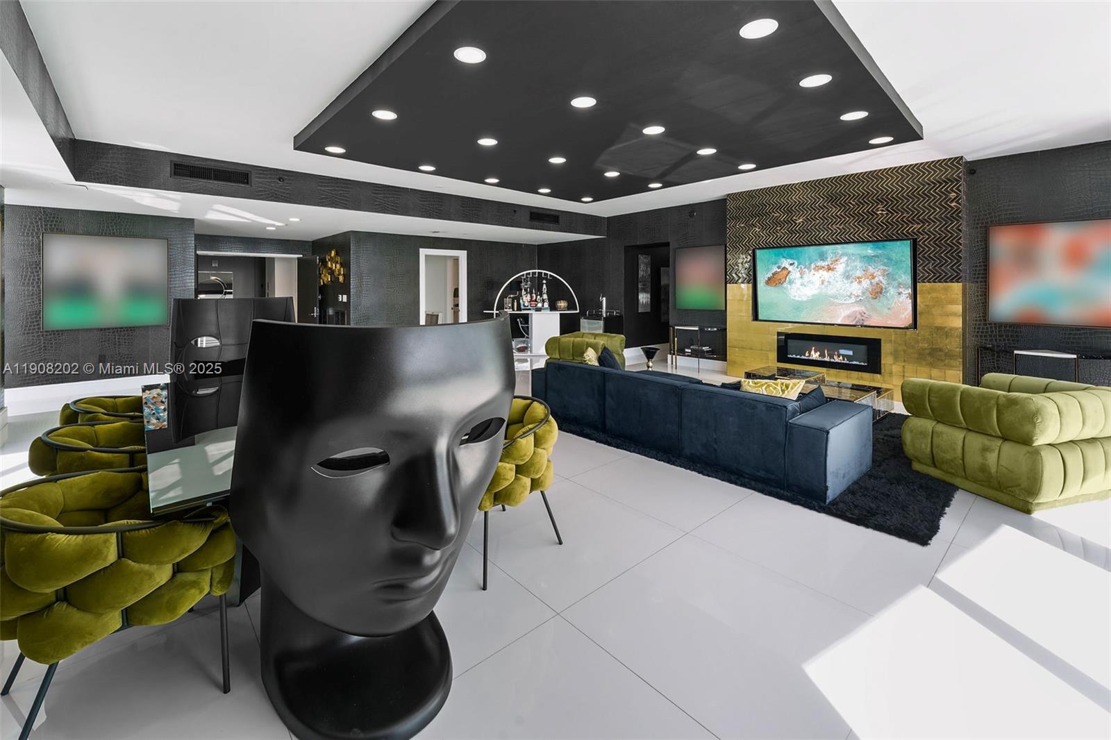 900 Biscayne Blvd Unit: PH6201