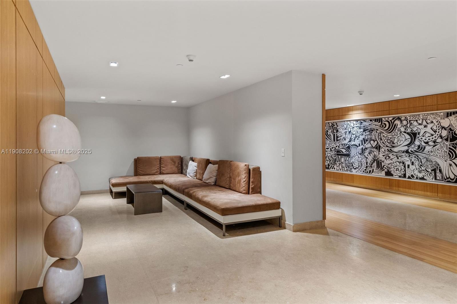 900 Biscayne Blvd Unit: PH6201