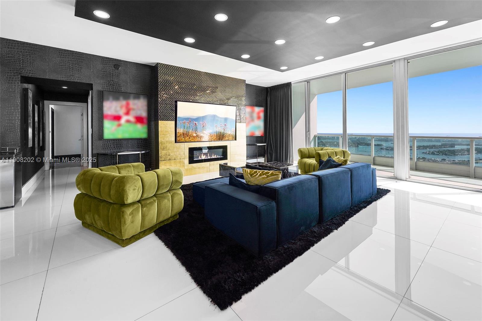 900 Biscayne Blvd Unit: PH6201