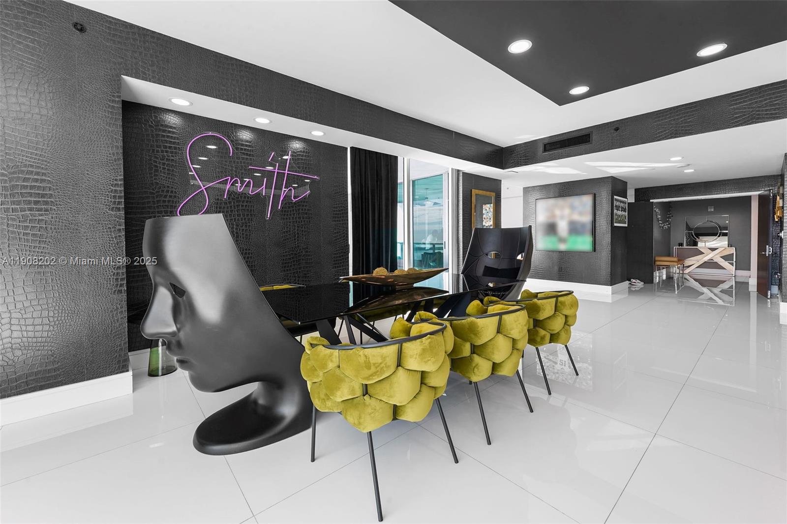 900 Biscayne Blvd Unit: PH6201