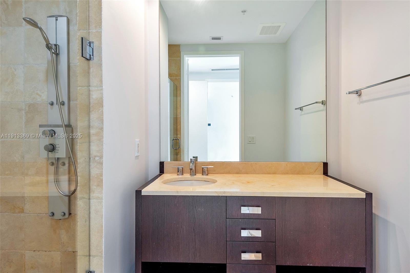 18201 Collins Ave # 4008