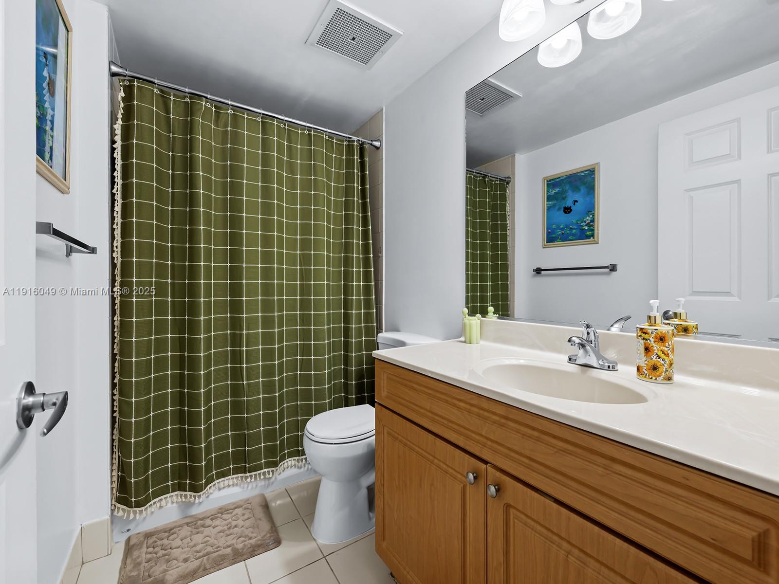 900 SW 8th St # 1208