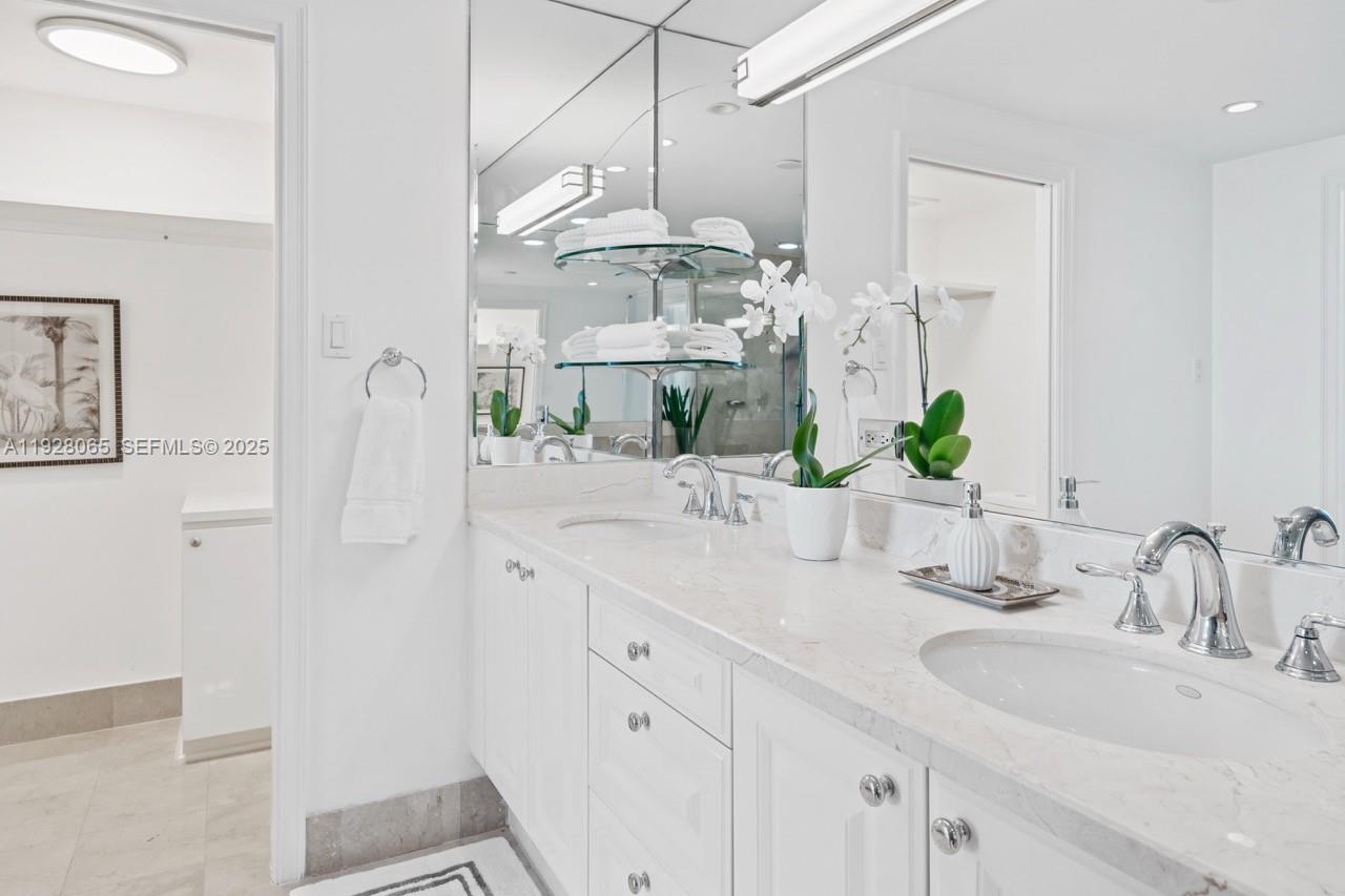 3400 SW 27th Ave # 1805