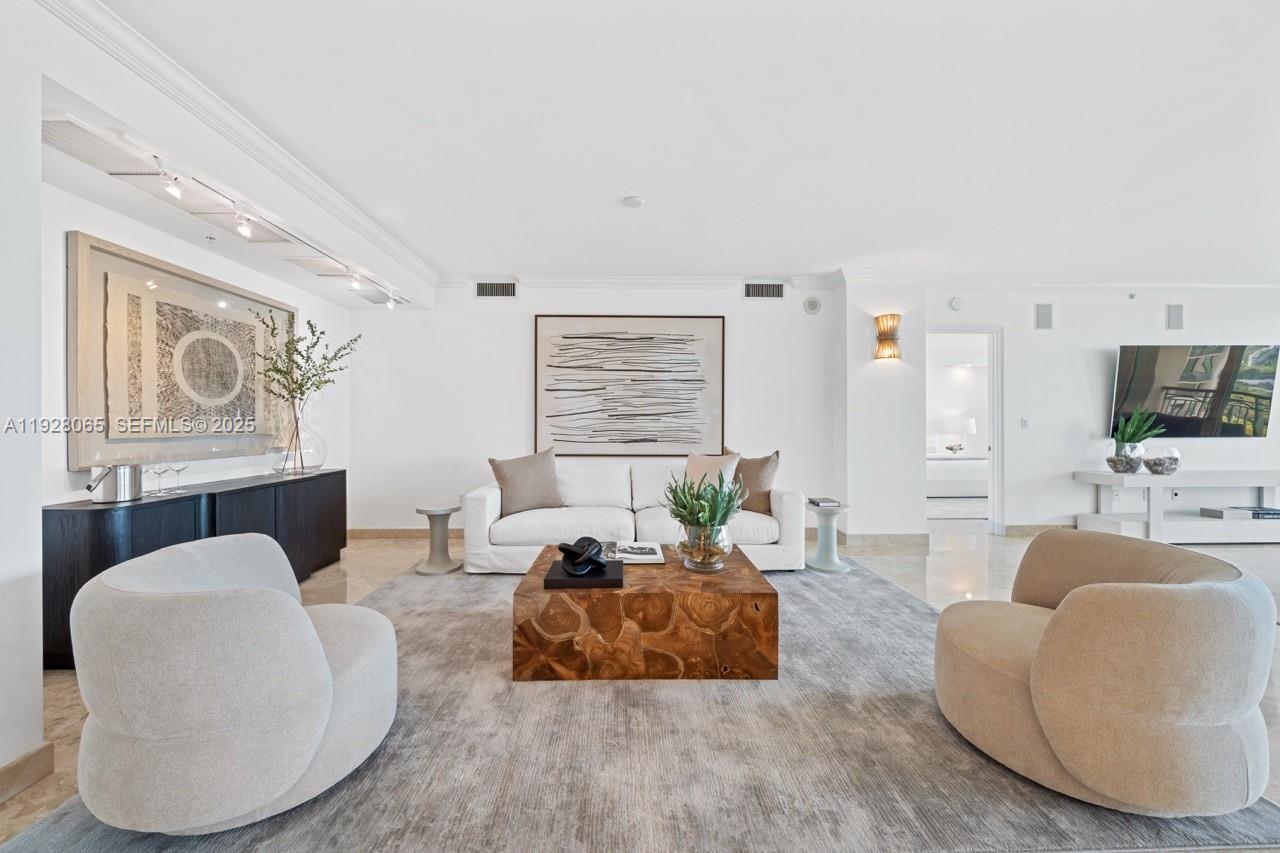 3400 SW 27th Ave # 1805