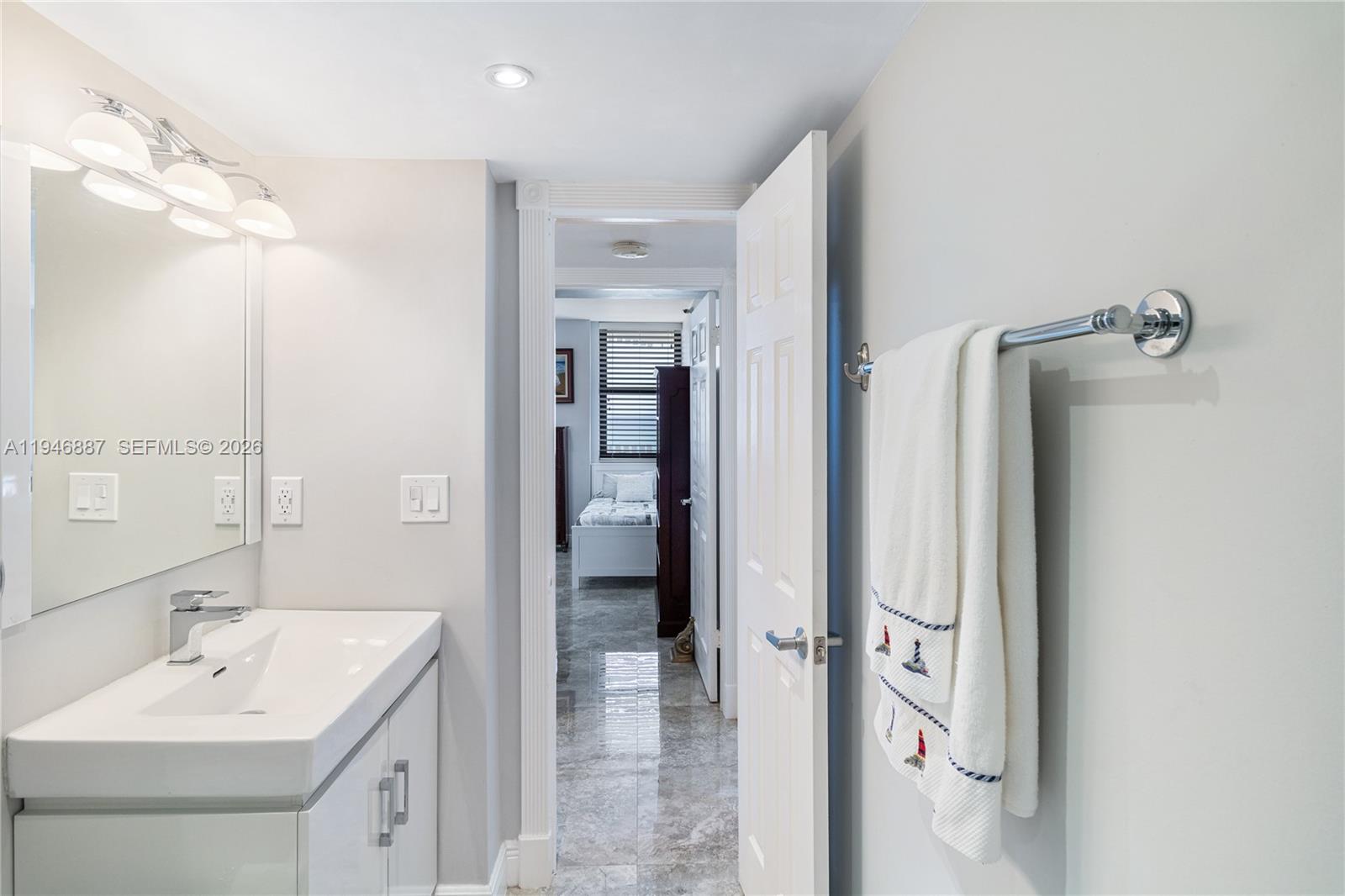 6061 Collins Ave # 6F