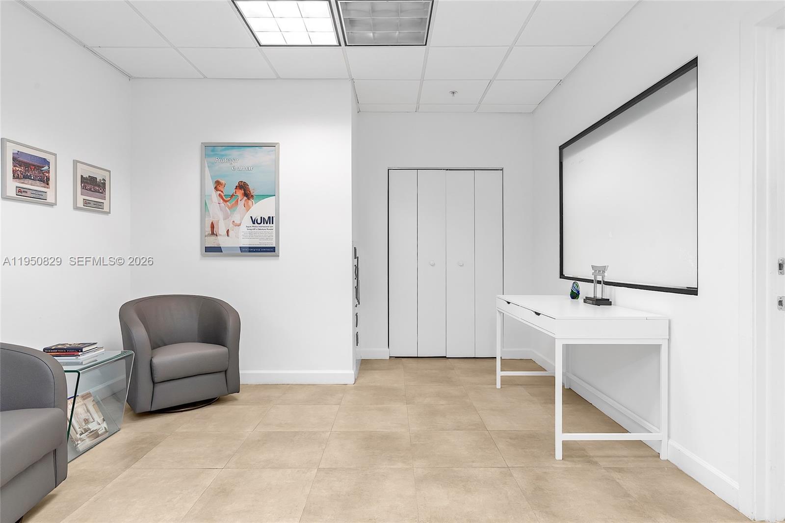 1110 Brickell Ave # 806