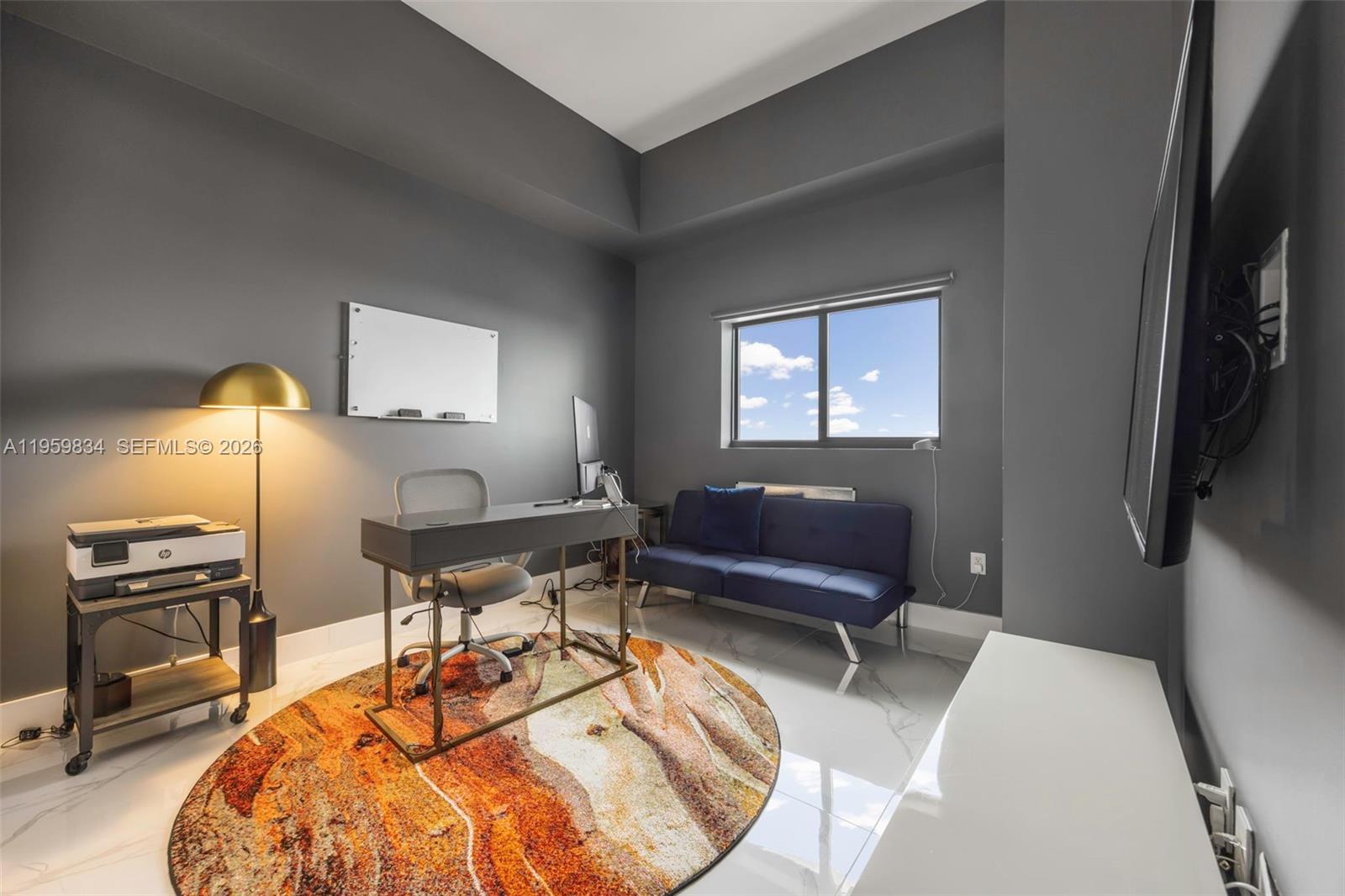 460 NE 28th St # 4002