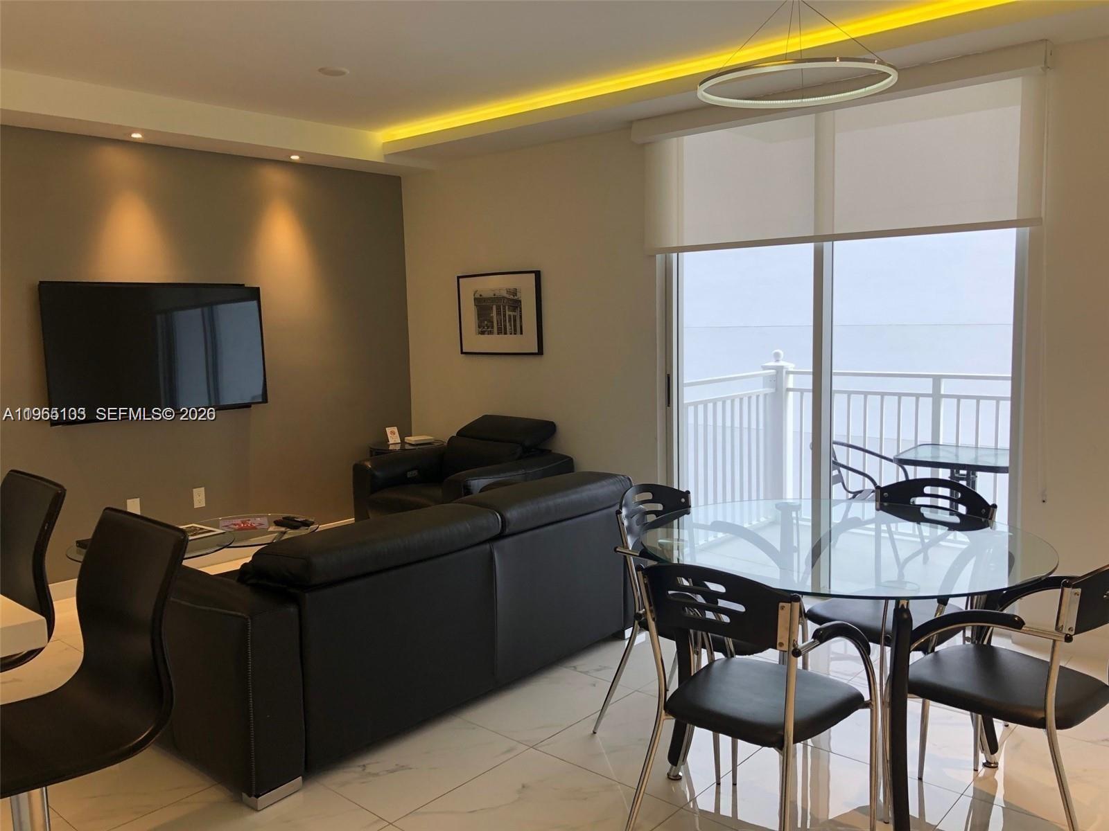 185 SE 14th Ter # 2001