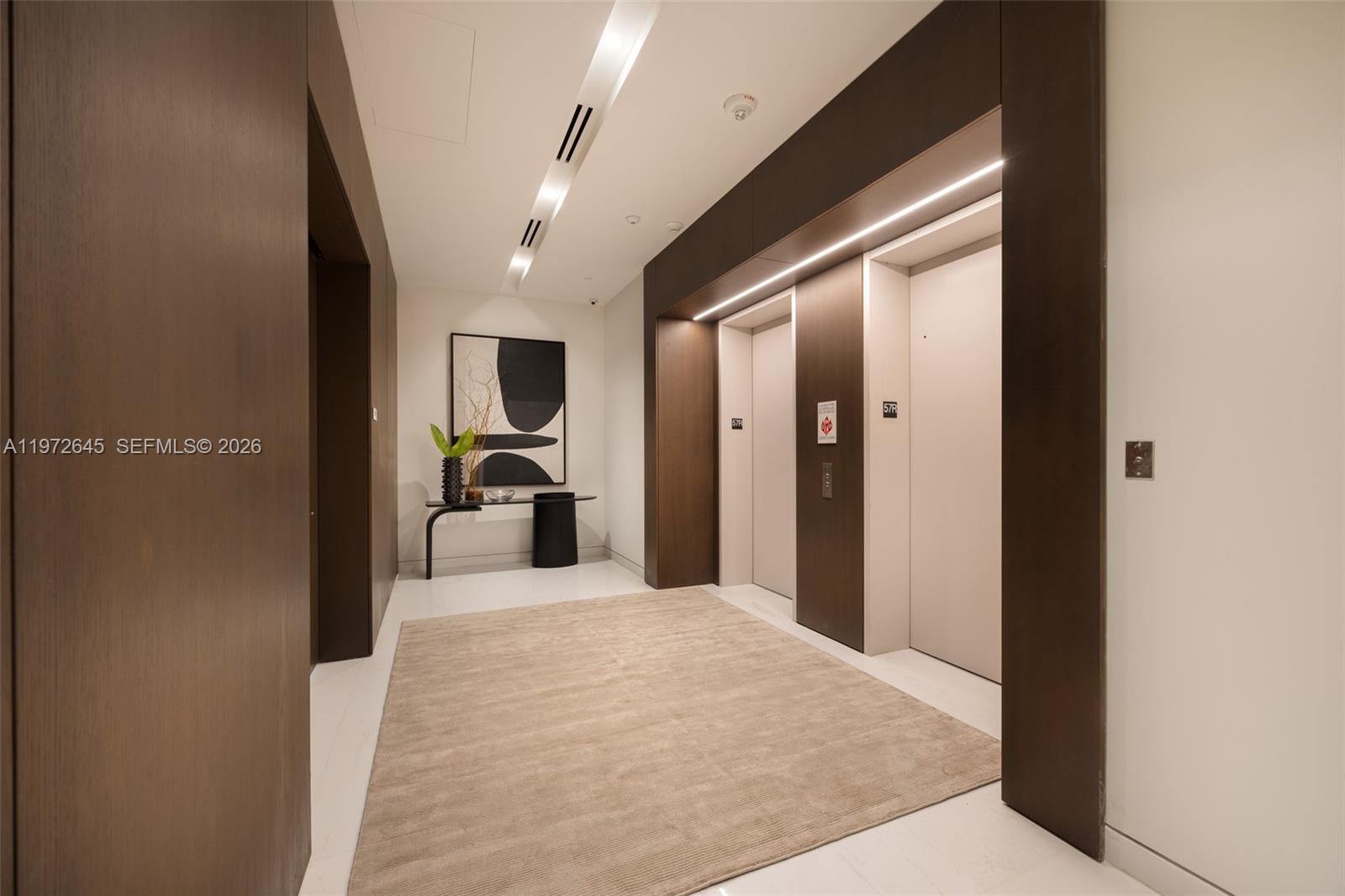 300 Biscayne Boulevard Way # 5701C