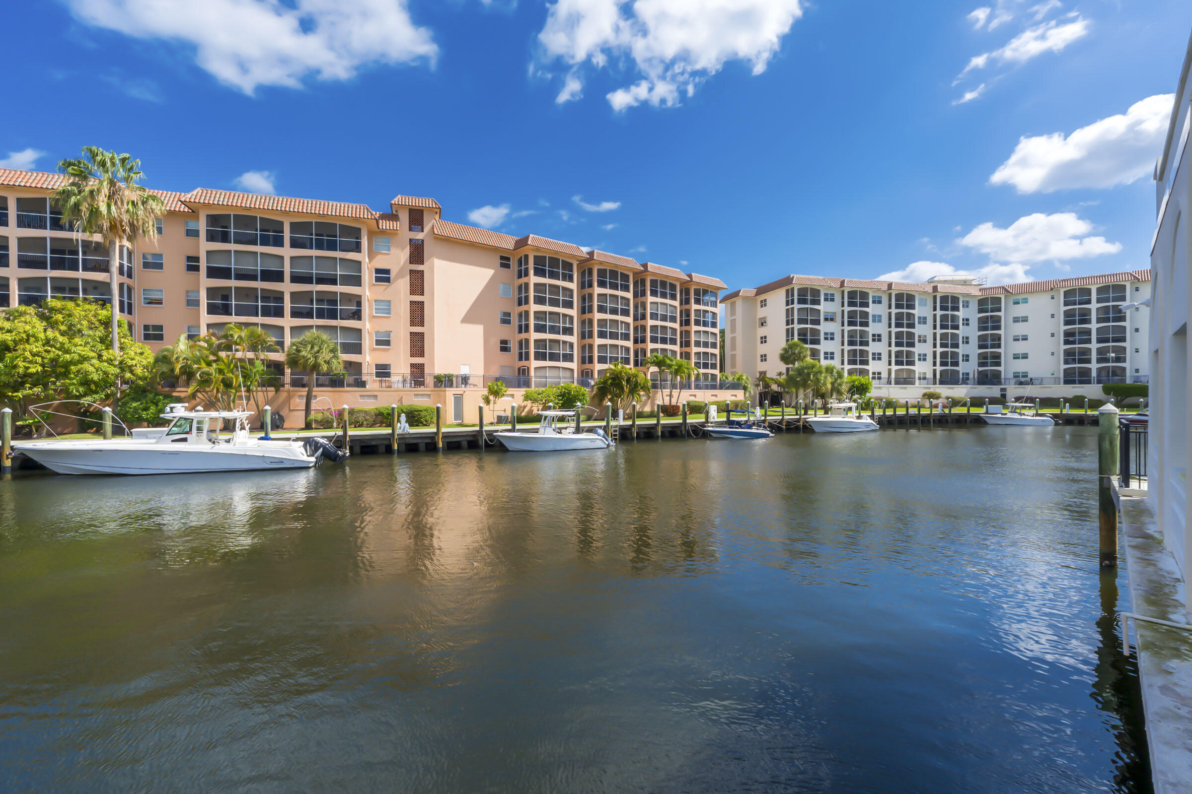 2871 N Ocean Boulevard C307