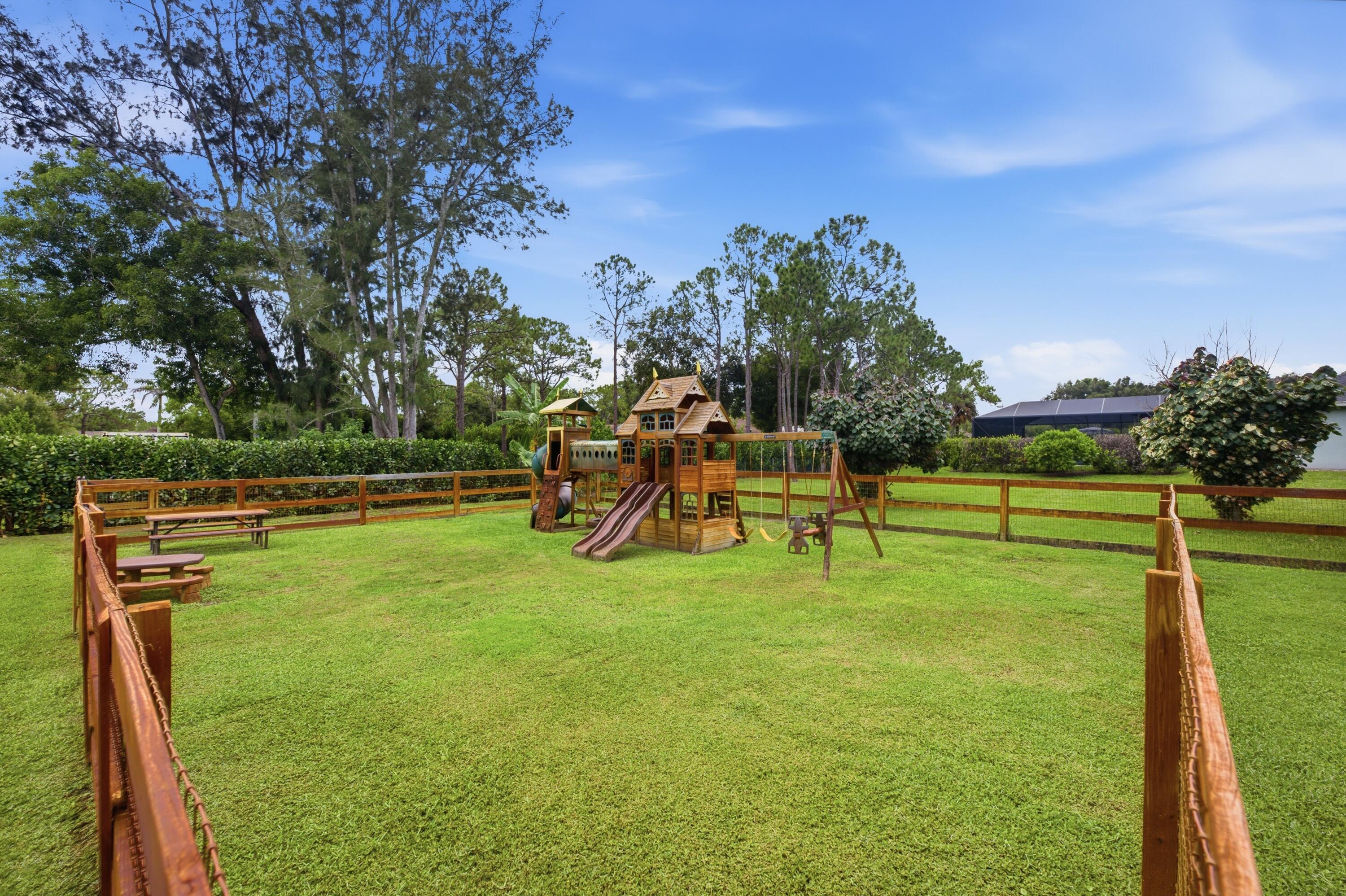 16760 130TH Way N, Farms