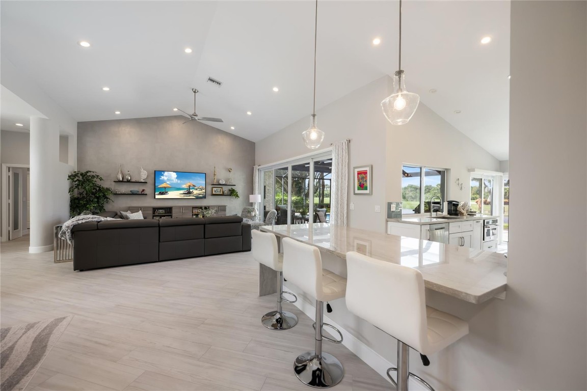 11074 Boca Woods Lane