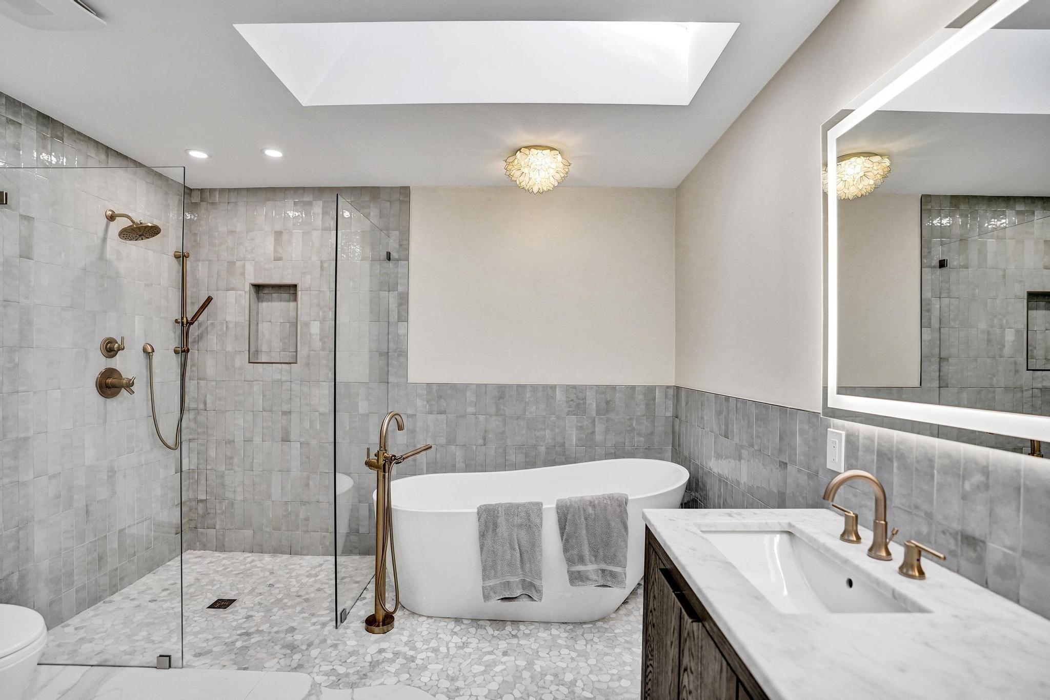 21464 Bridge View Dr