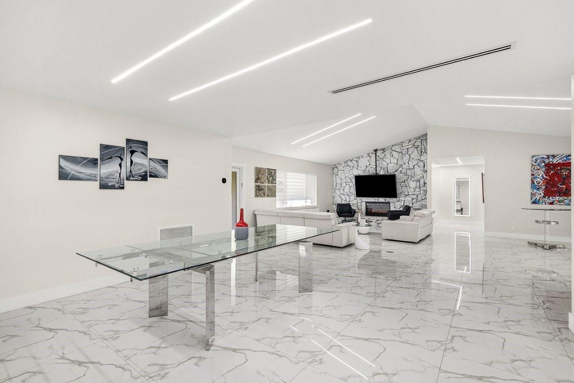 10603 Boca Woods Lane