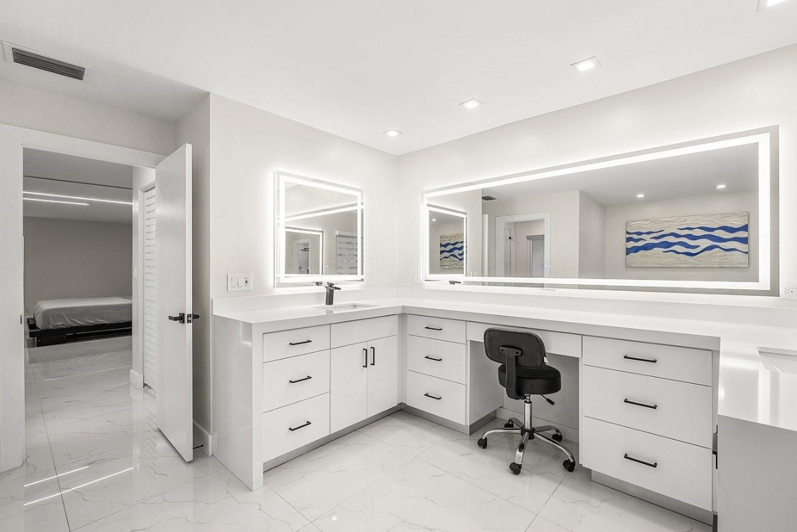 10603 Boca Woods Lane