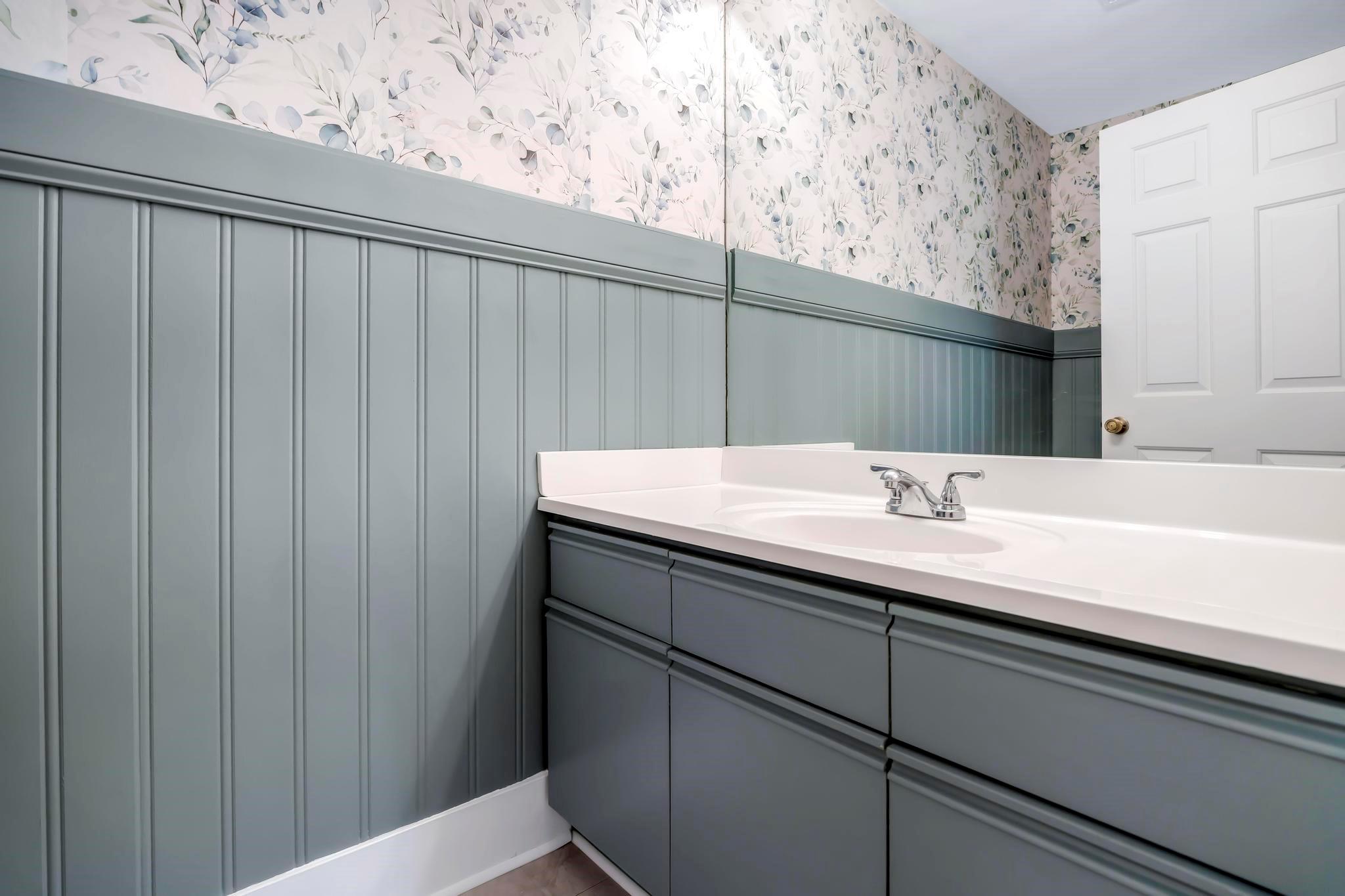 10180 Silver Lake Drive