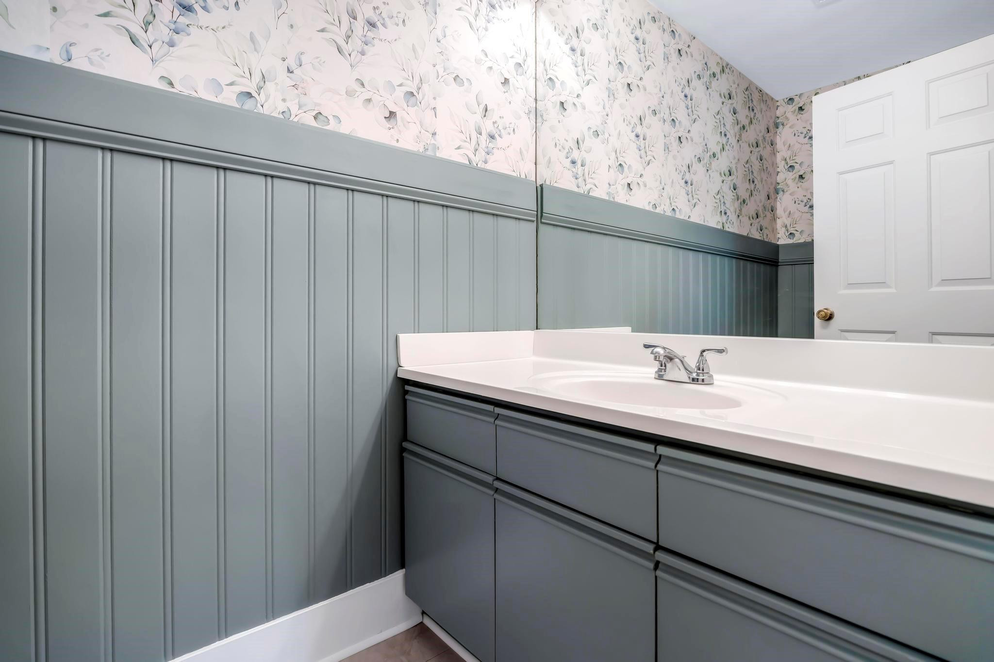 10180 Silver Lake Drive