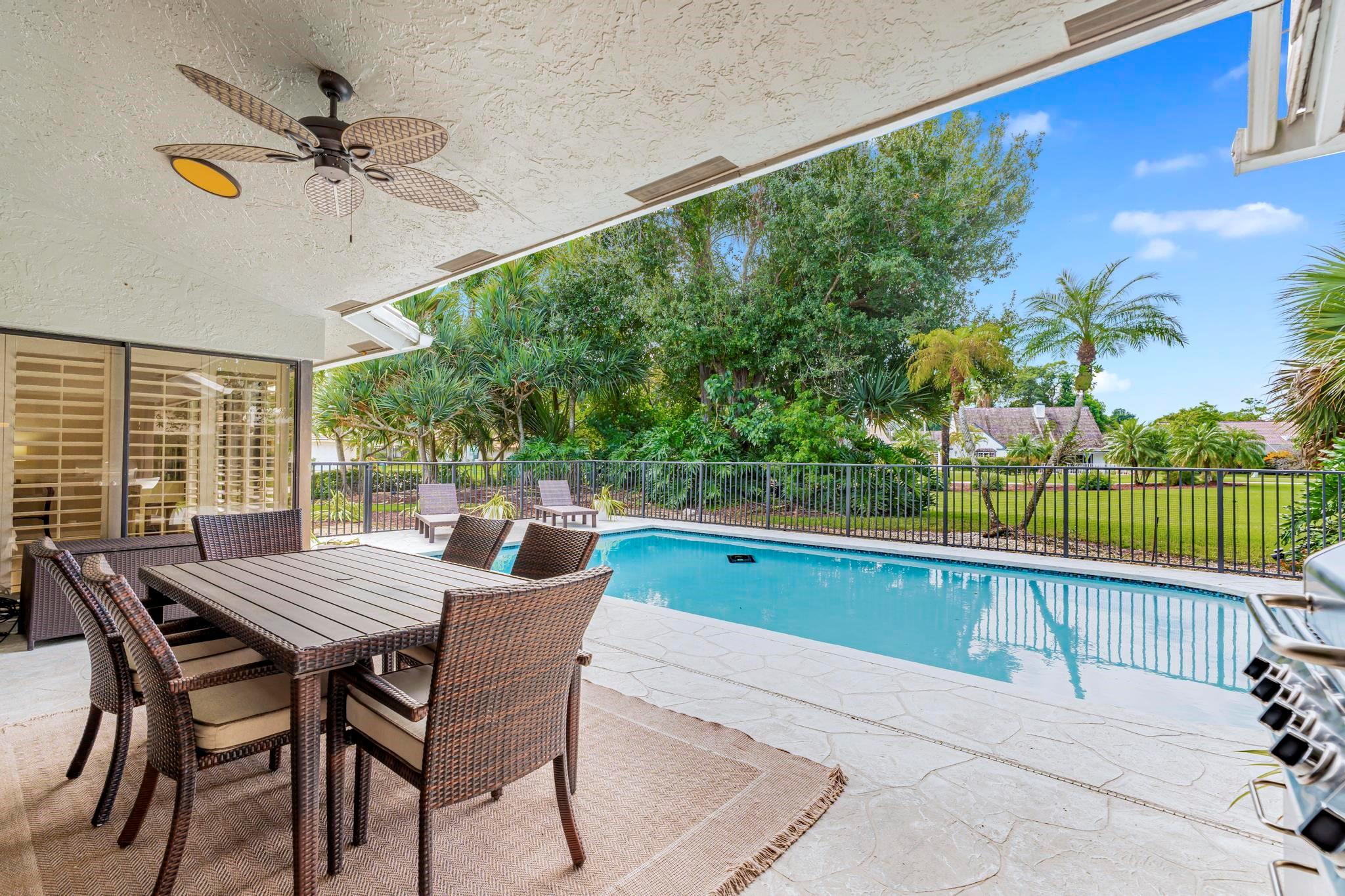 10180 Silver Lake Drive