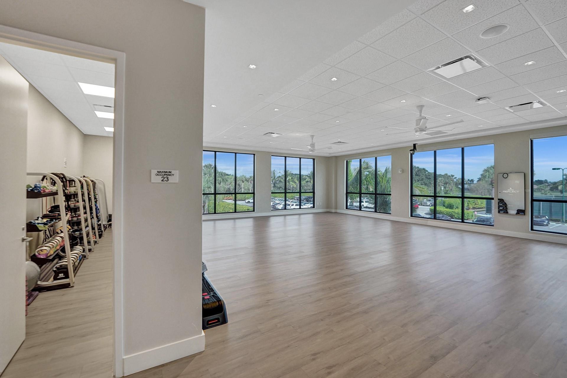 10180 Silver Lake Drive