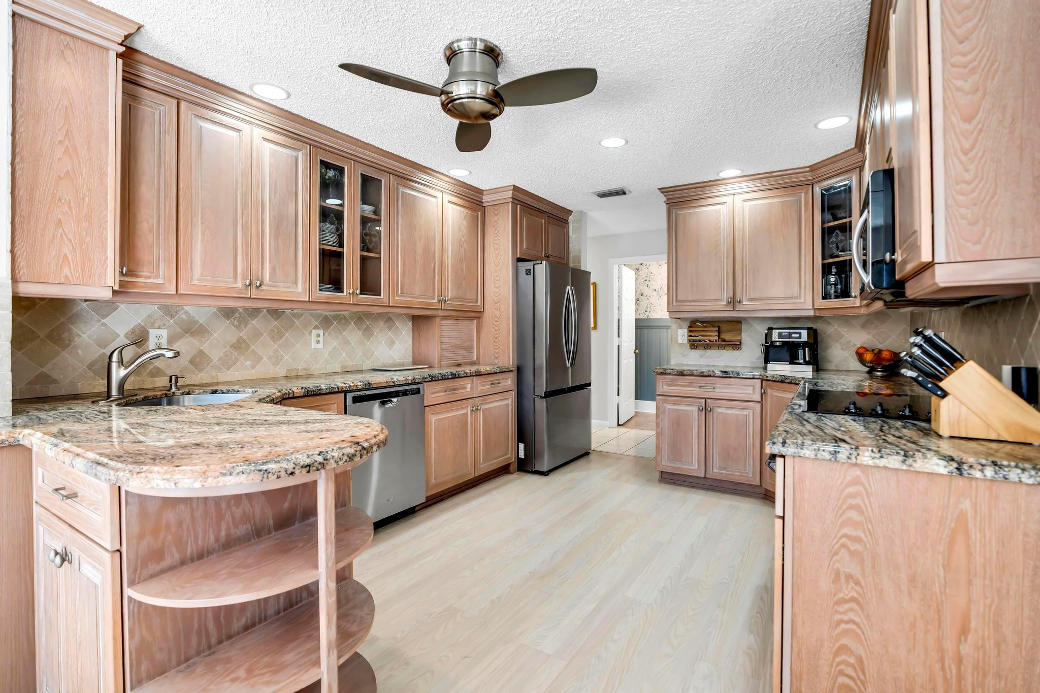 10180 Silver Lake Drive