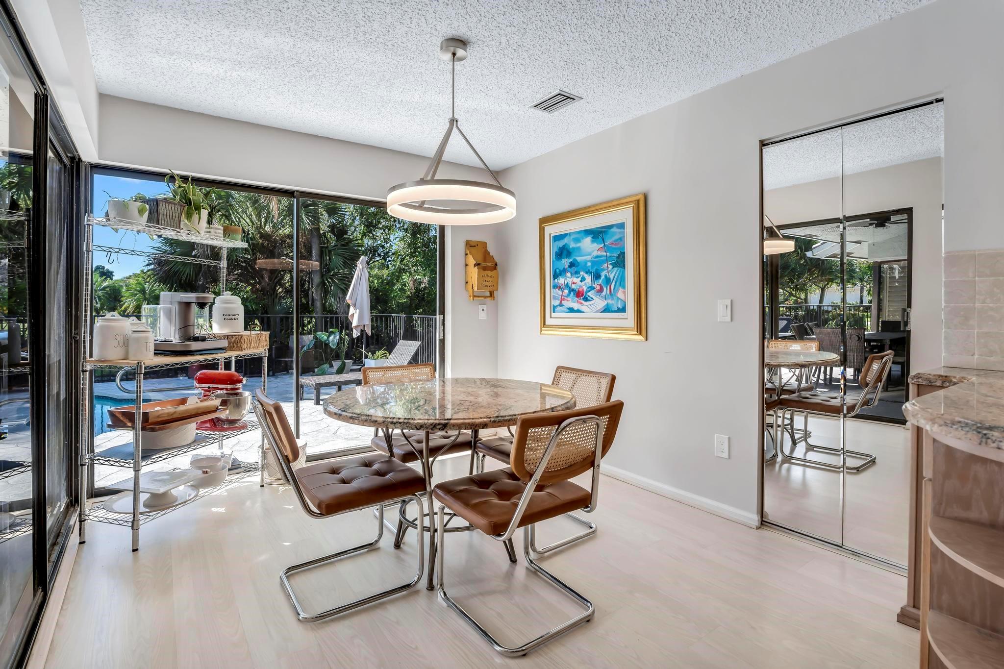 10180 Silver Lake Drive