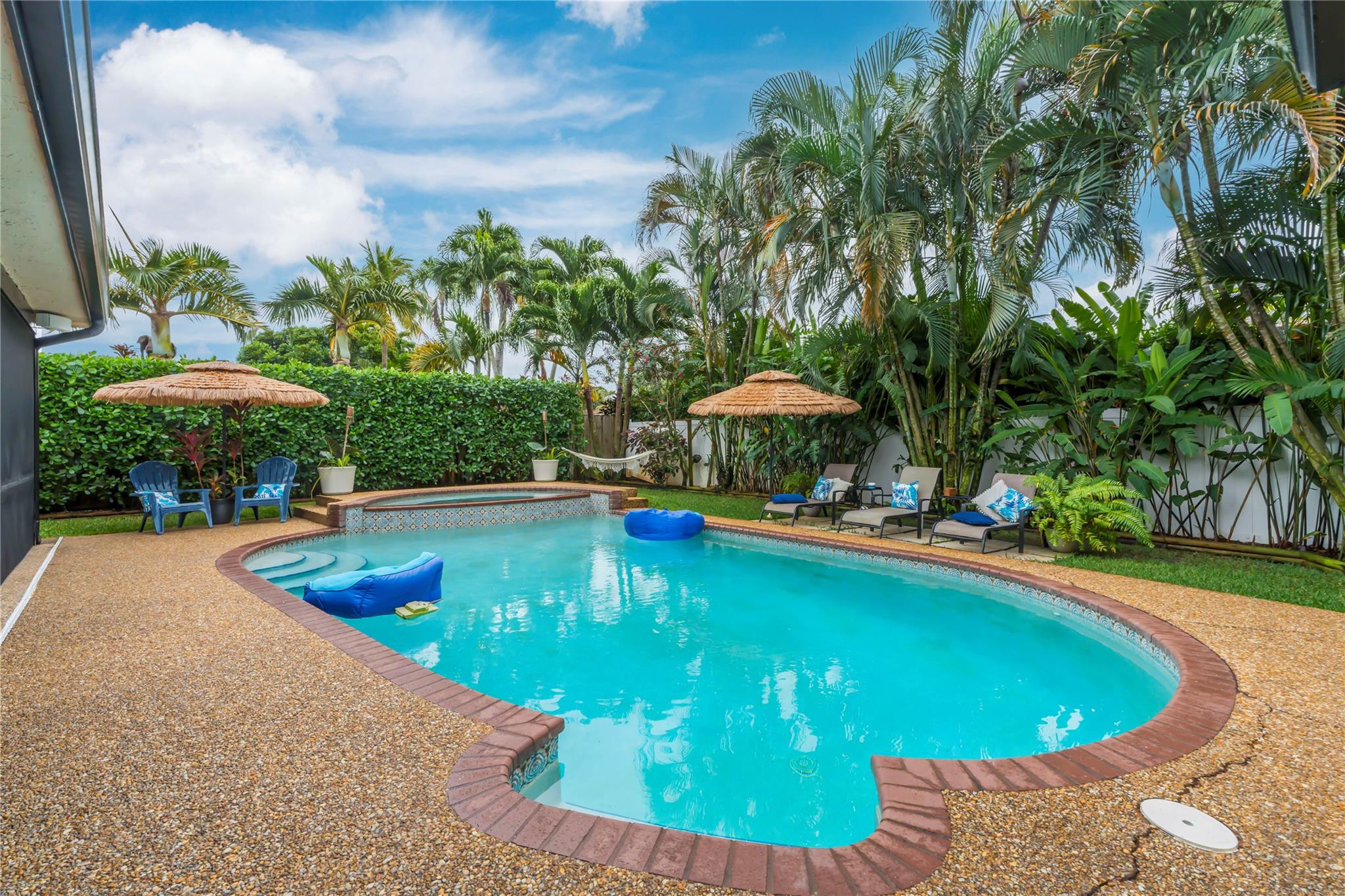 9680 NW 10th Court
