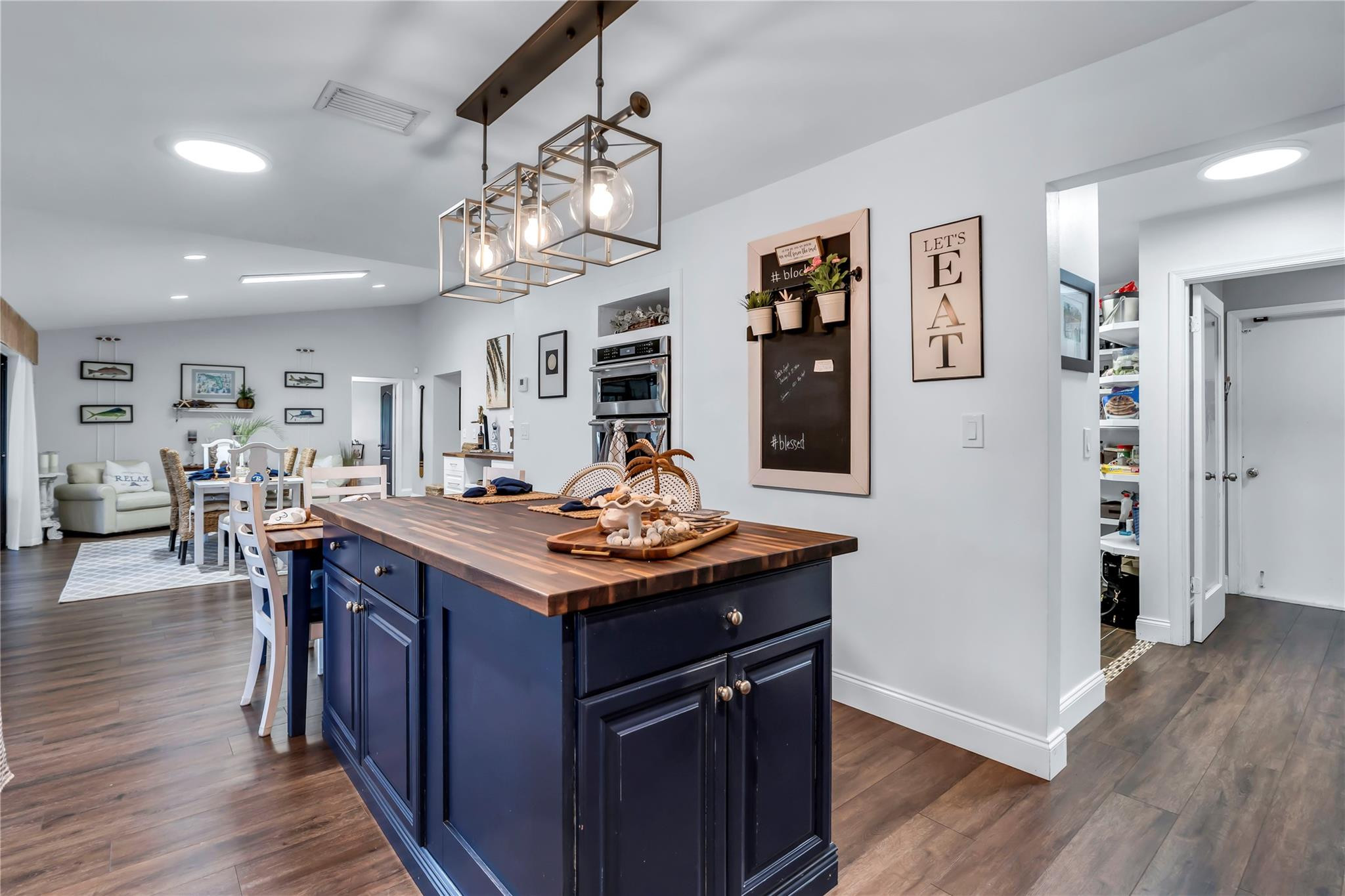 9680 NW 10th Court