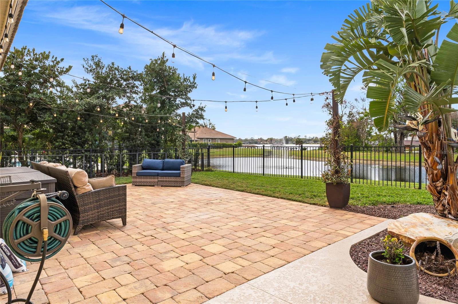 889 BRANTLEY DR
