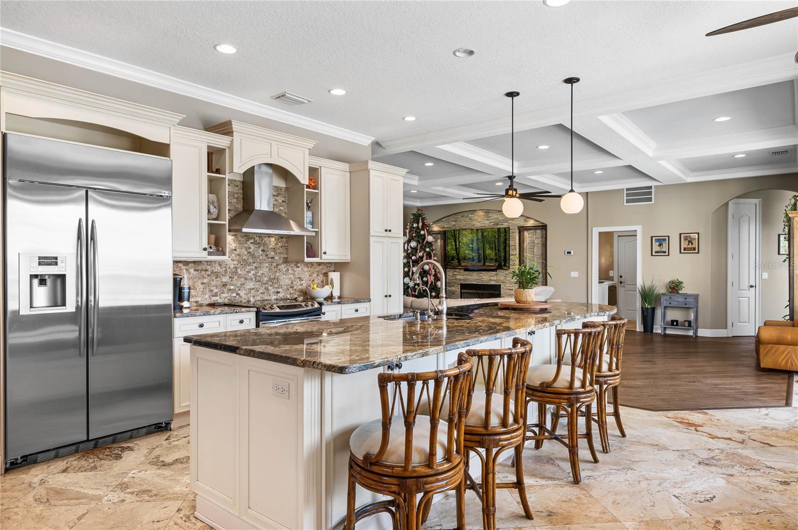 889 BRANTLEY DR