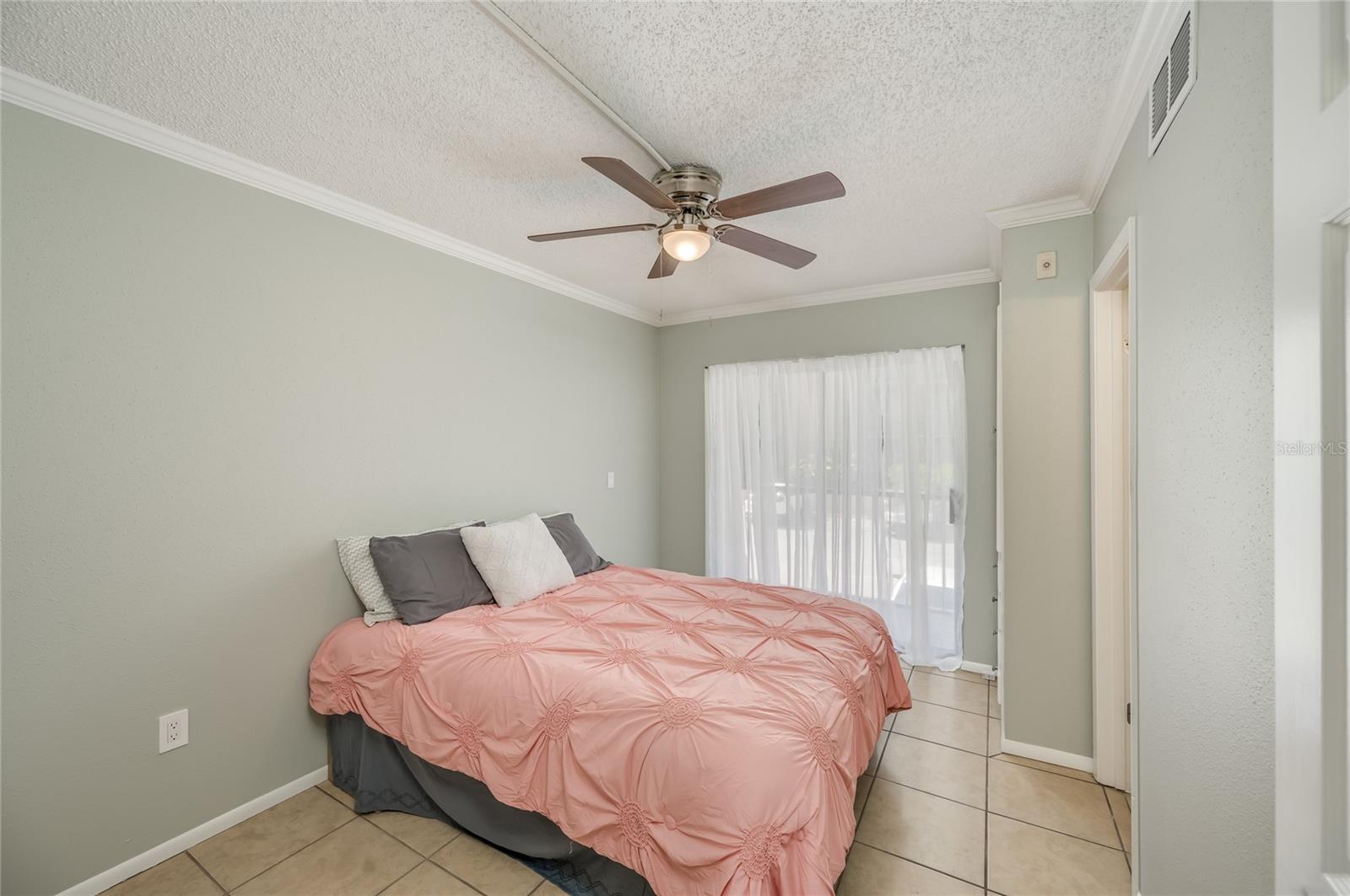 131 WATER FRONT WAY #260