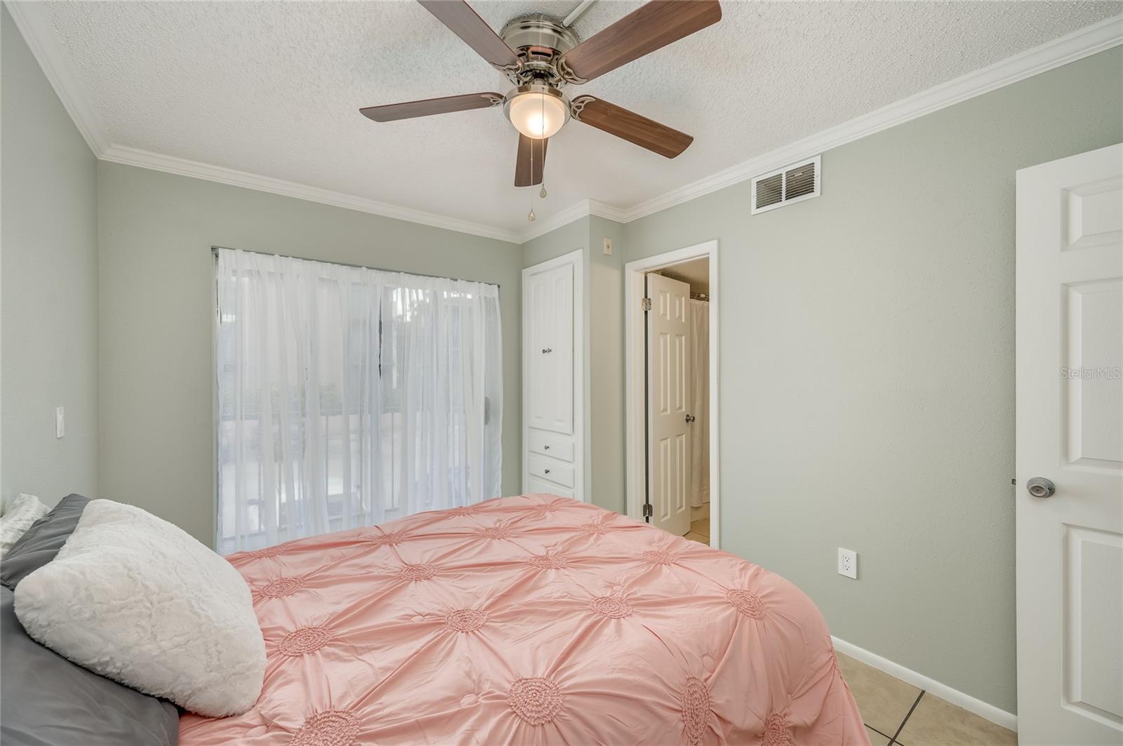 131 WATER FRONT WAY #260
