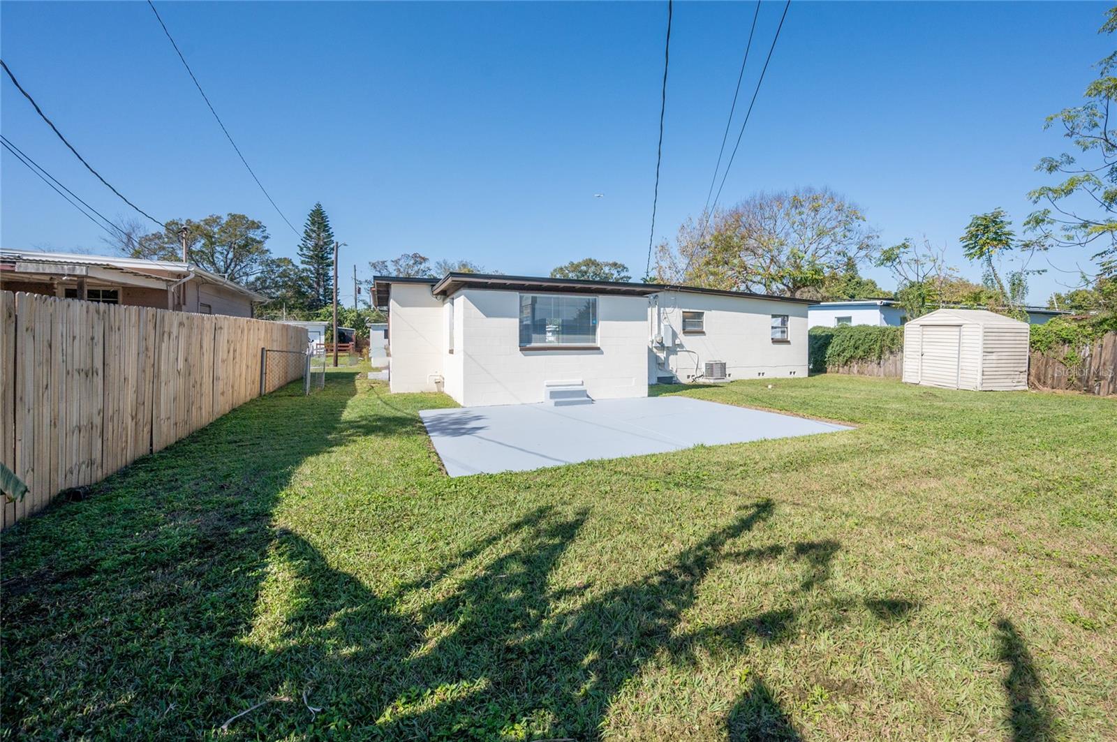719 S SOLANDRA DR
