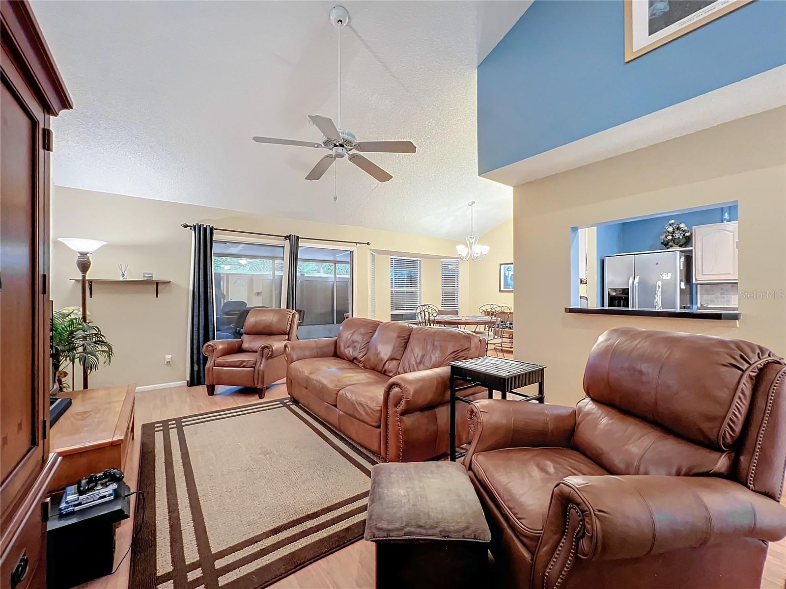 753 COVE WAY