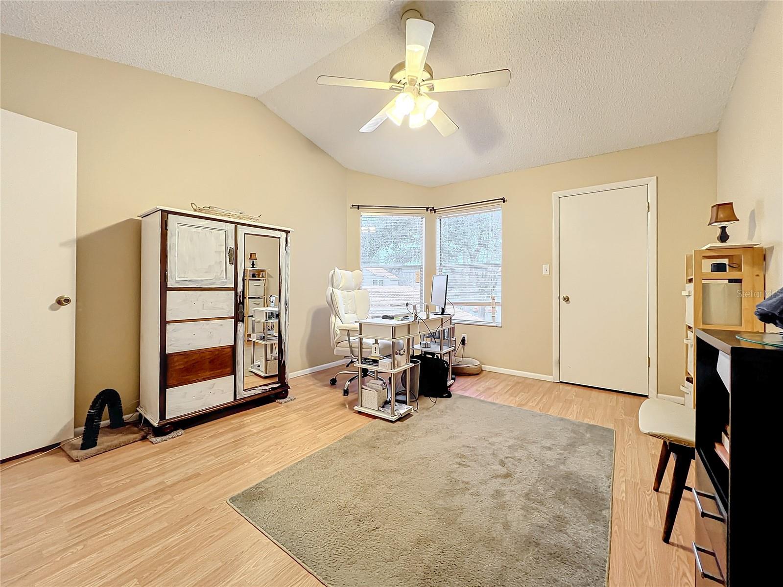 753 COVE WAY