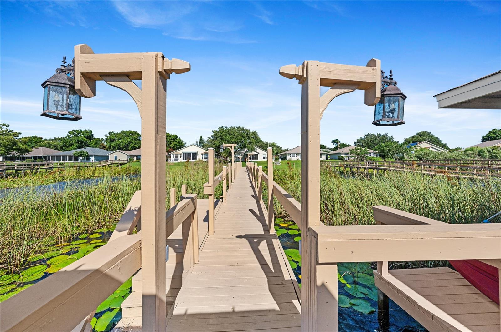 1649 LAKE VILLA DR