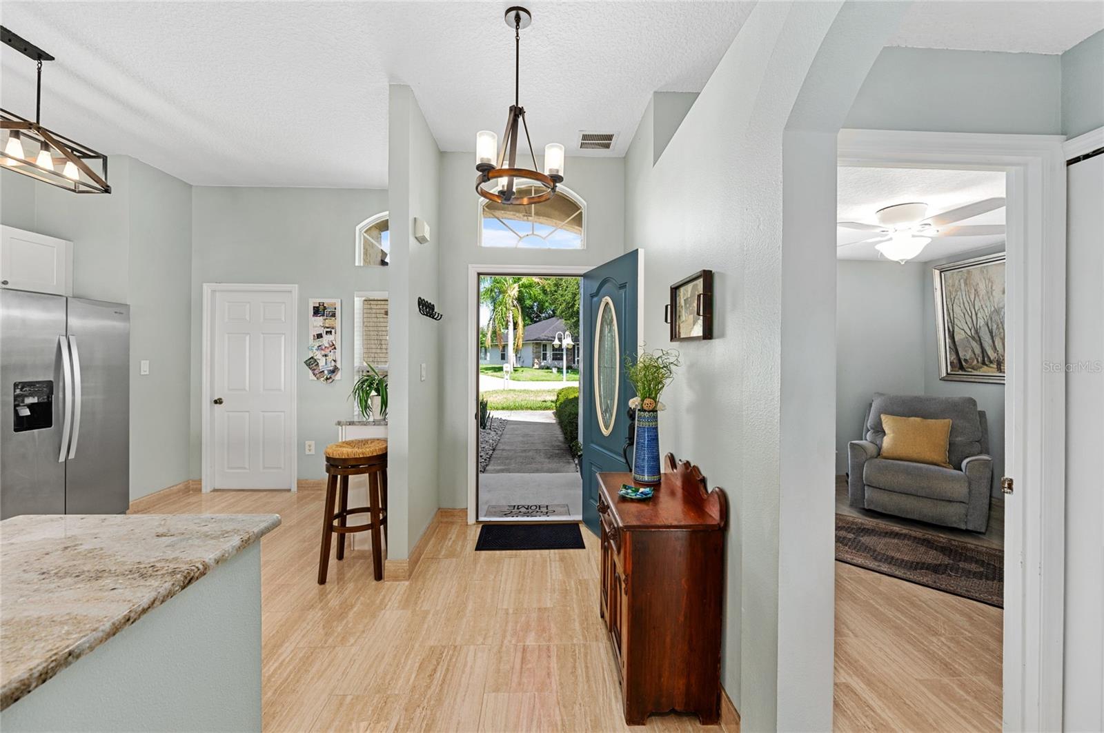 1649 LAKE VILLA DR