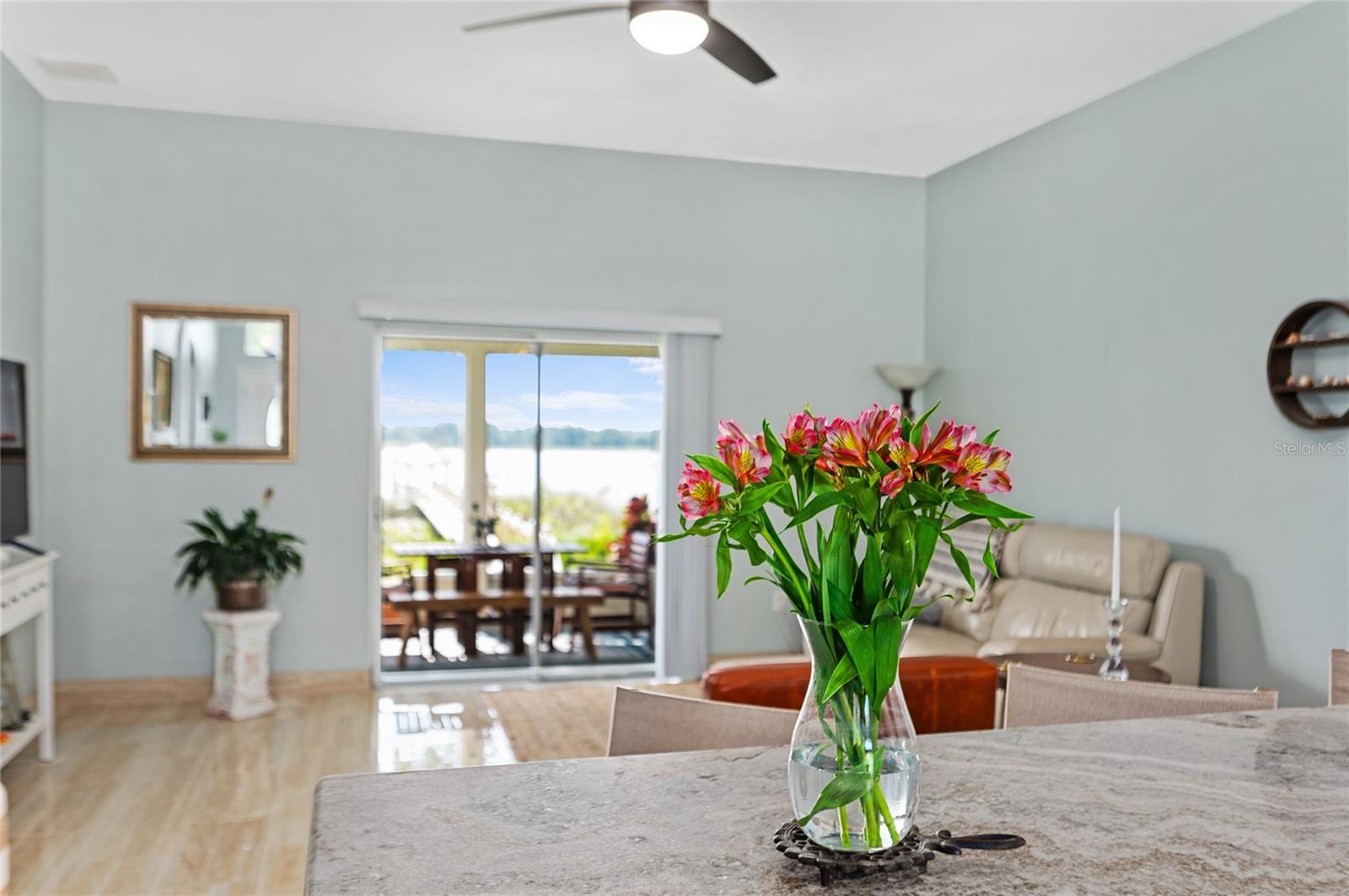 1649 LAKE VILLA DR