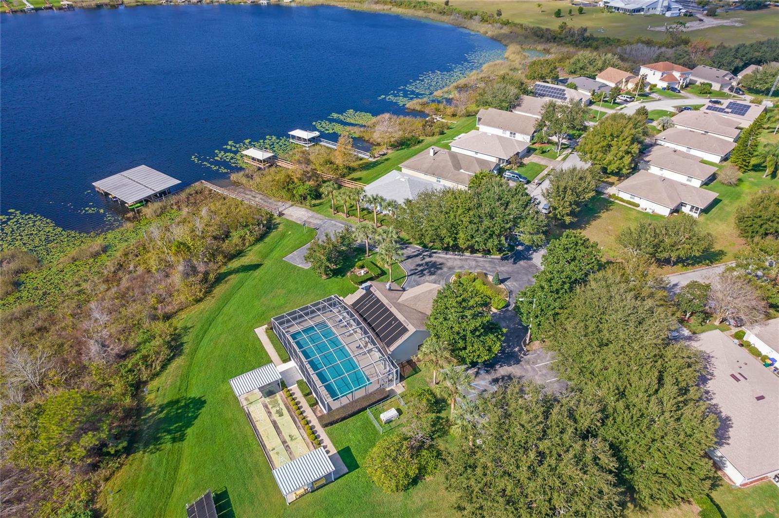1649 LAKE VILLA DR
