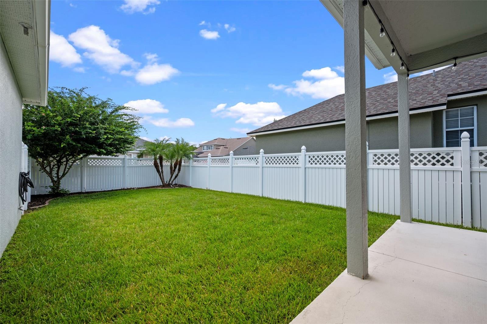 3406 CARRIAGE LAKE DR