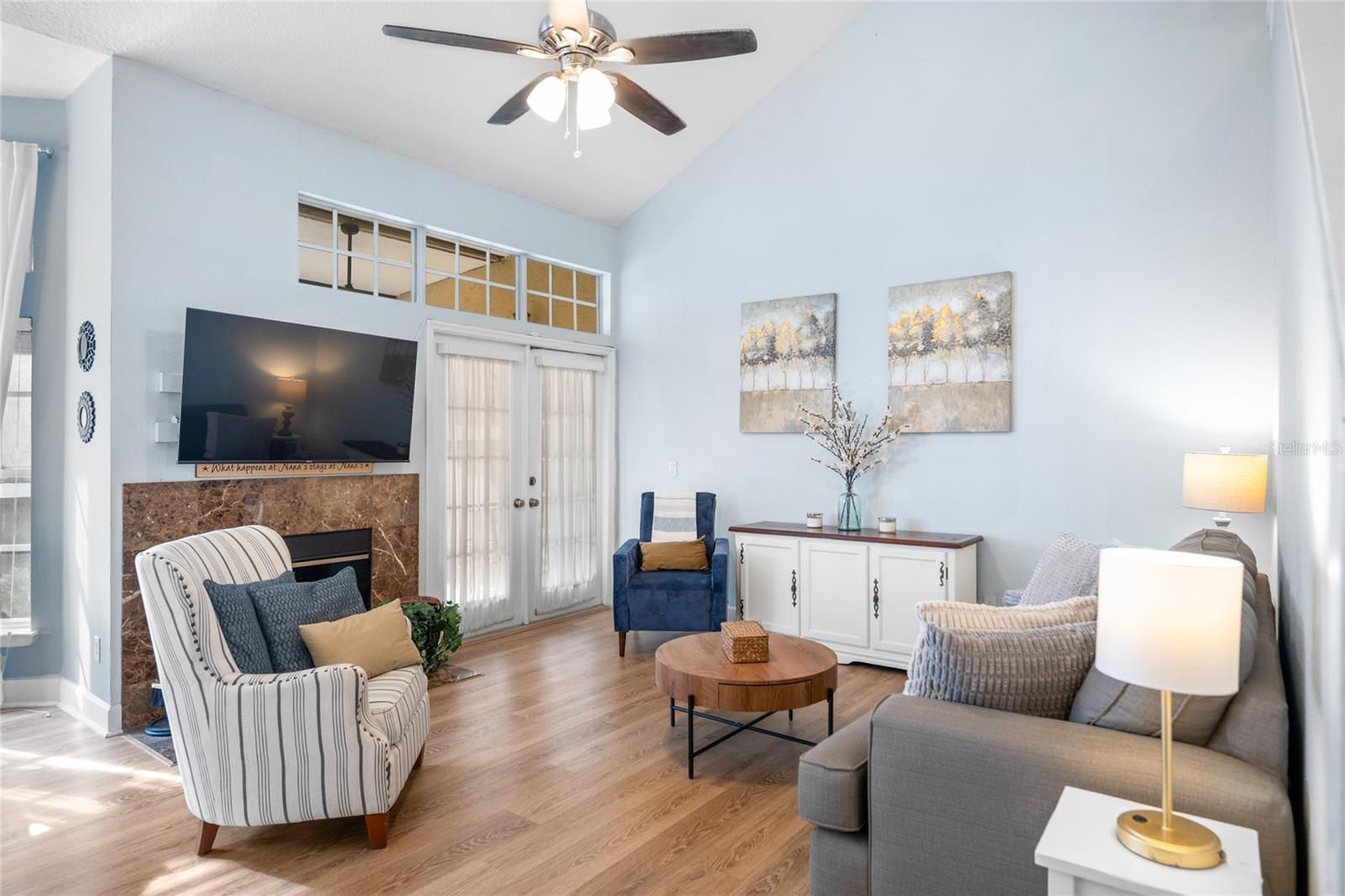 1523 FARRINDON CIR #1523