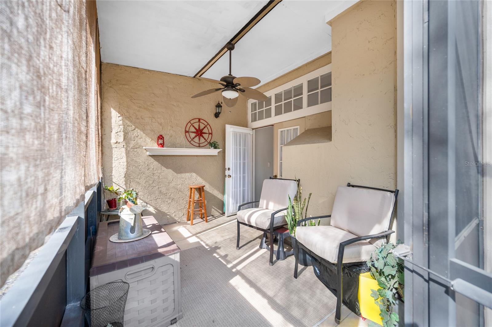 1523 FARRINDON CIR #1523