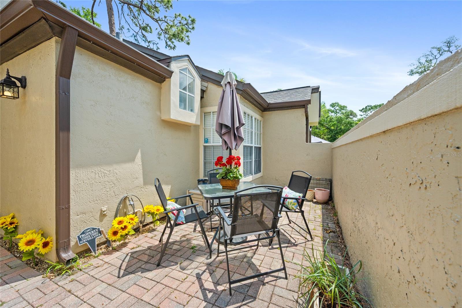 1423 FARRINDON CIR