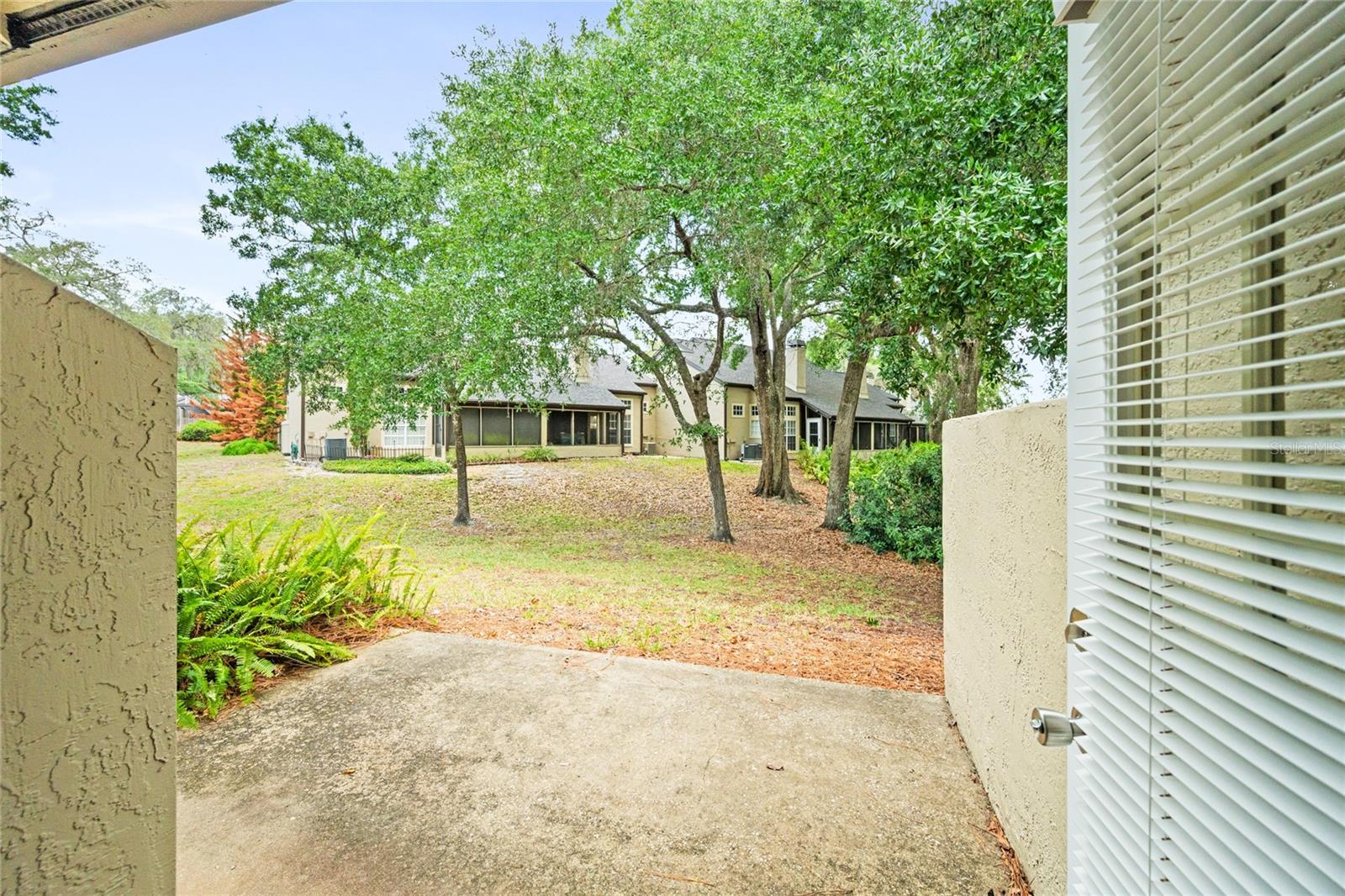 1423 FARRINDON CIR