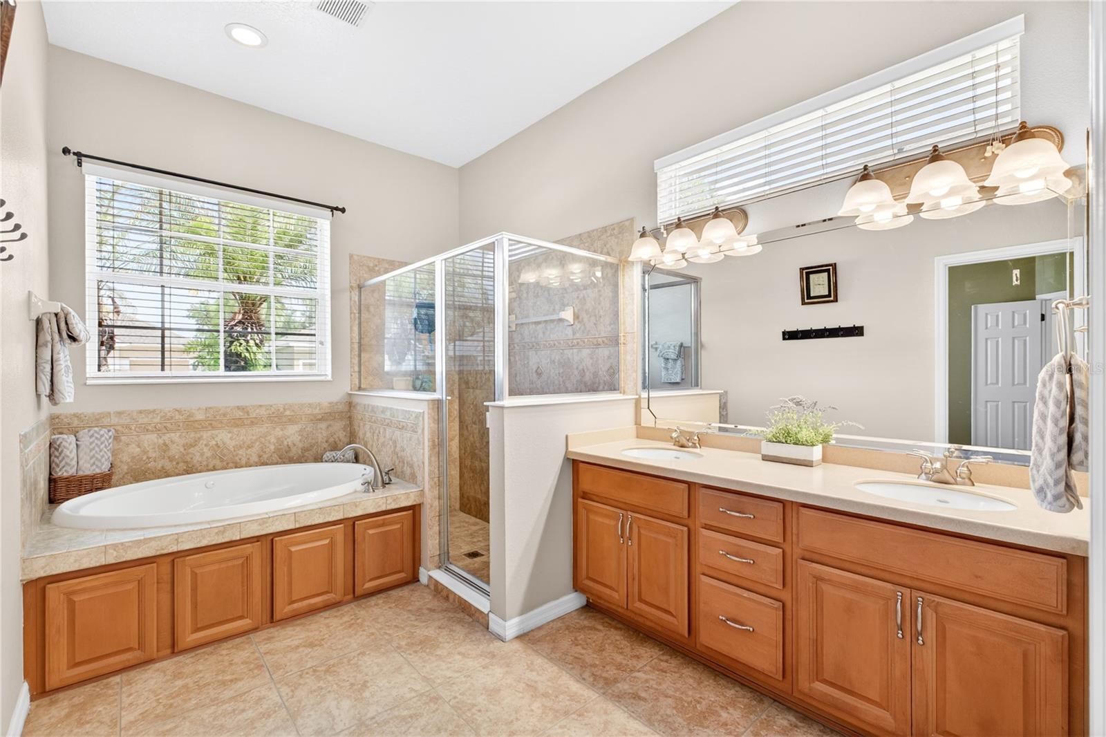 10174 MALLARD LANDINGS WAY